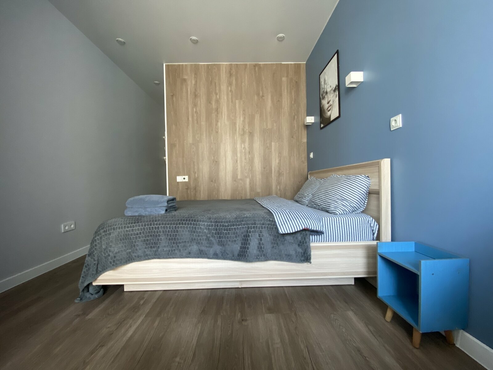 Трехместный номер с балконом