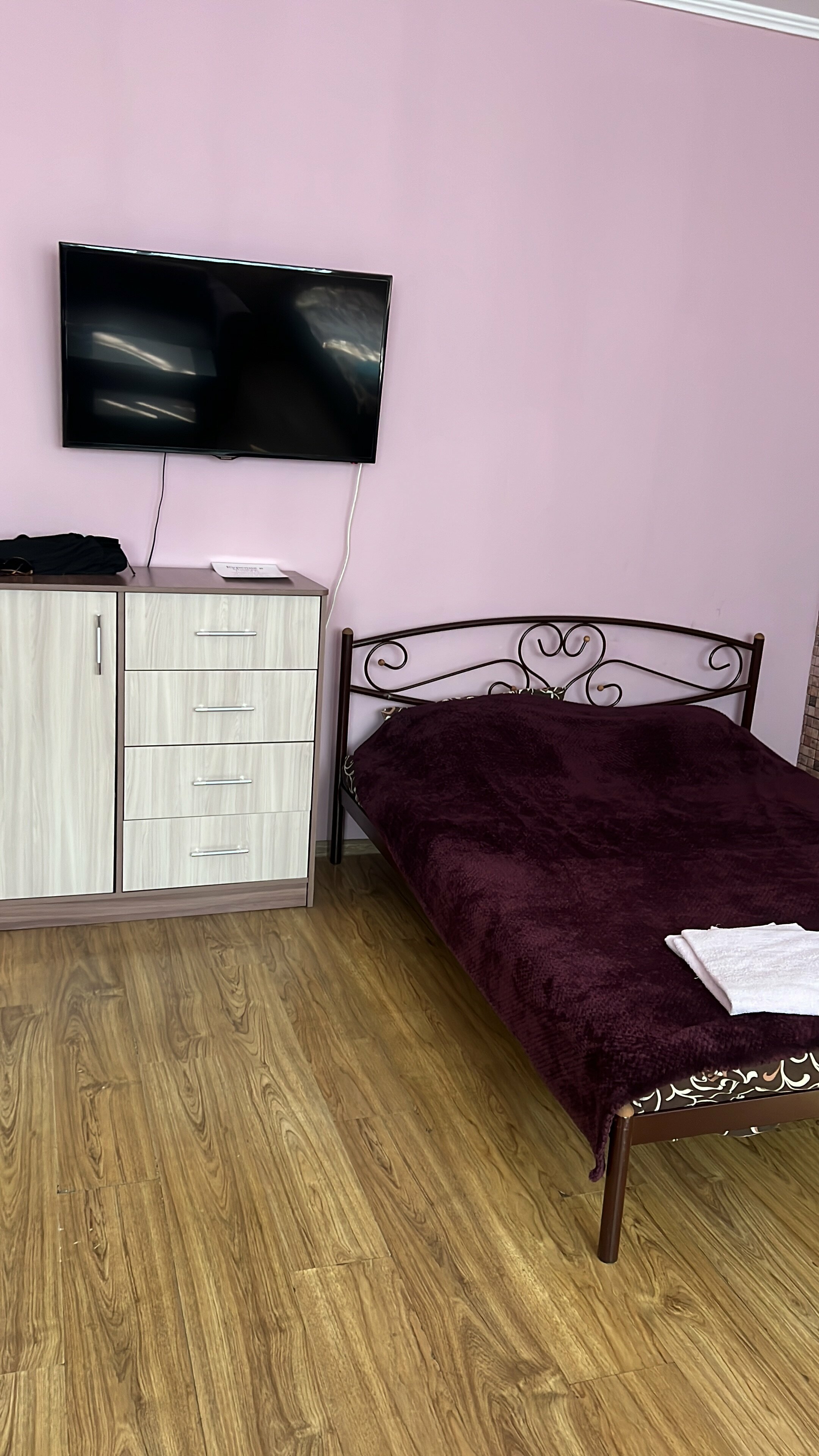 Cемейный номер с собственной ванной комнатой