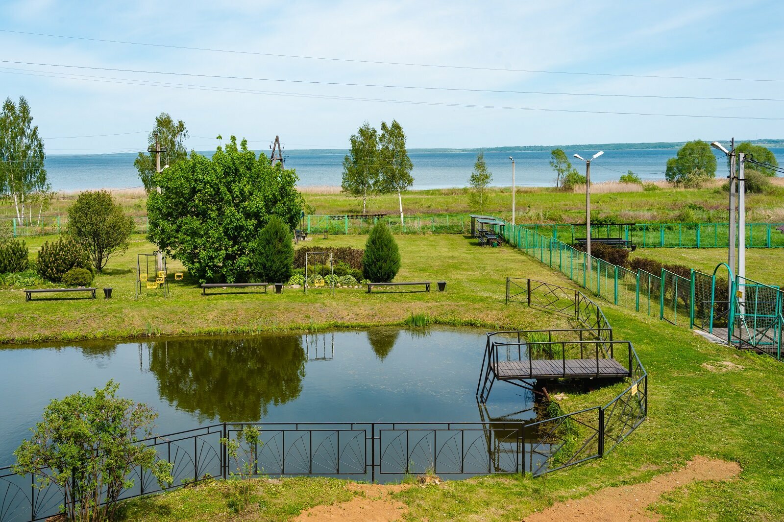 Двухместный номер с 1 двуспальной кроватью стандарт с видом на озеро