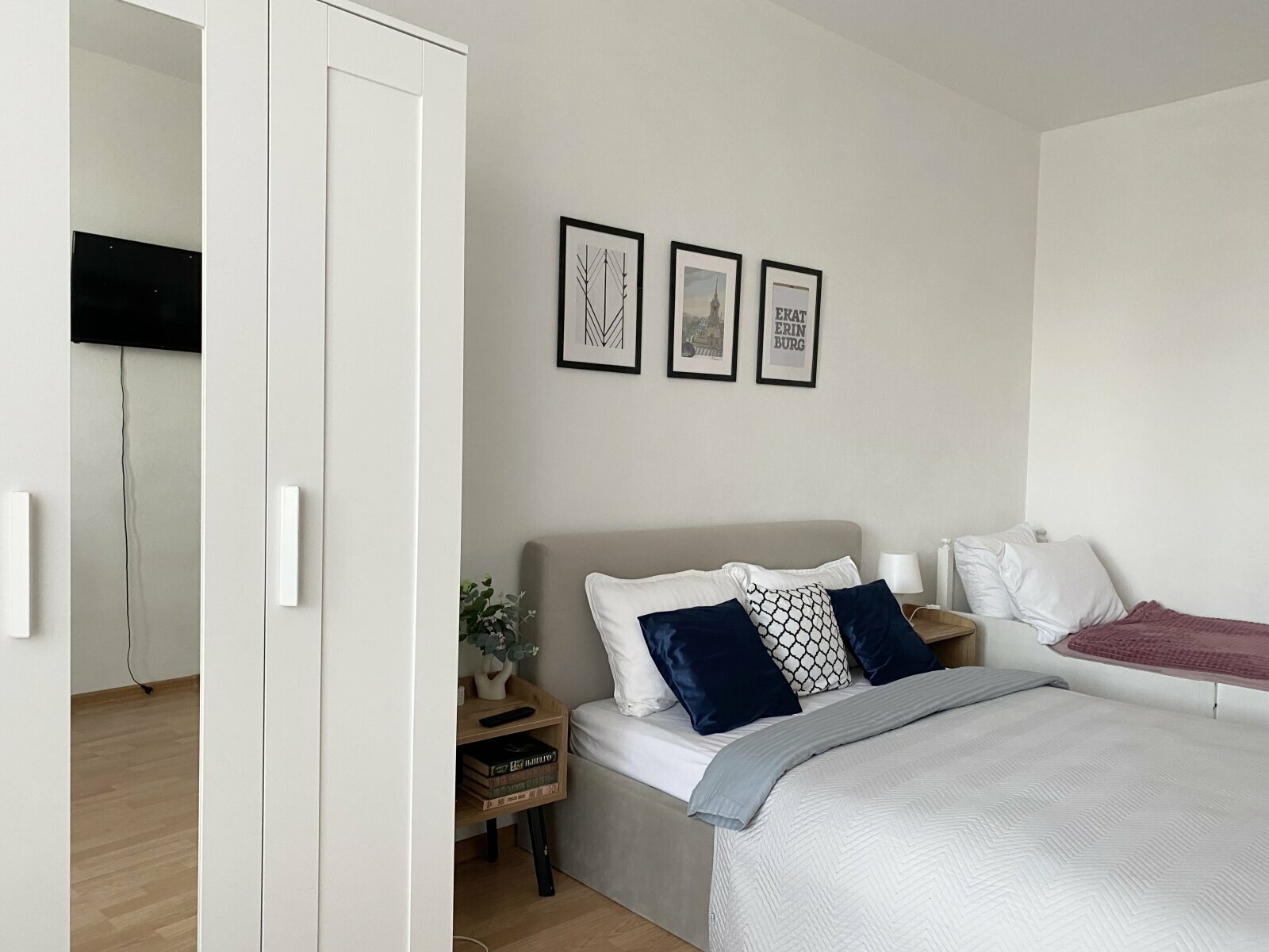 Уютная семейная квартира у метро