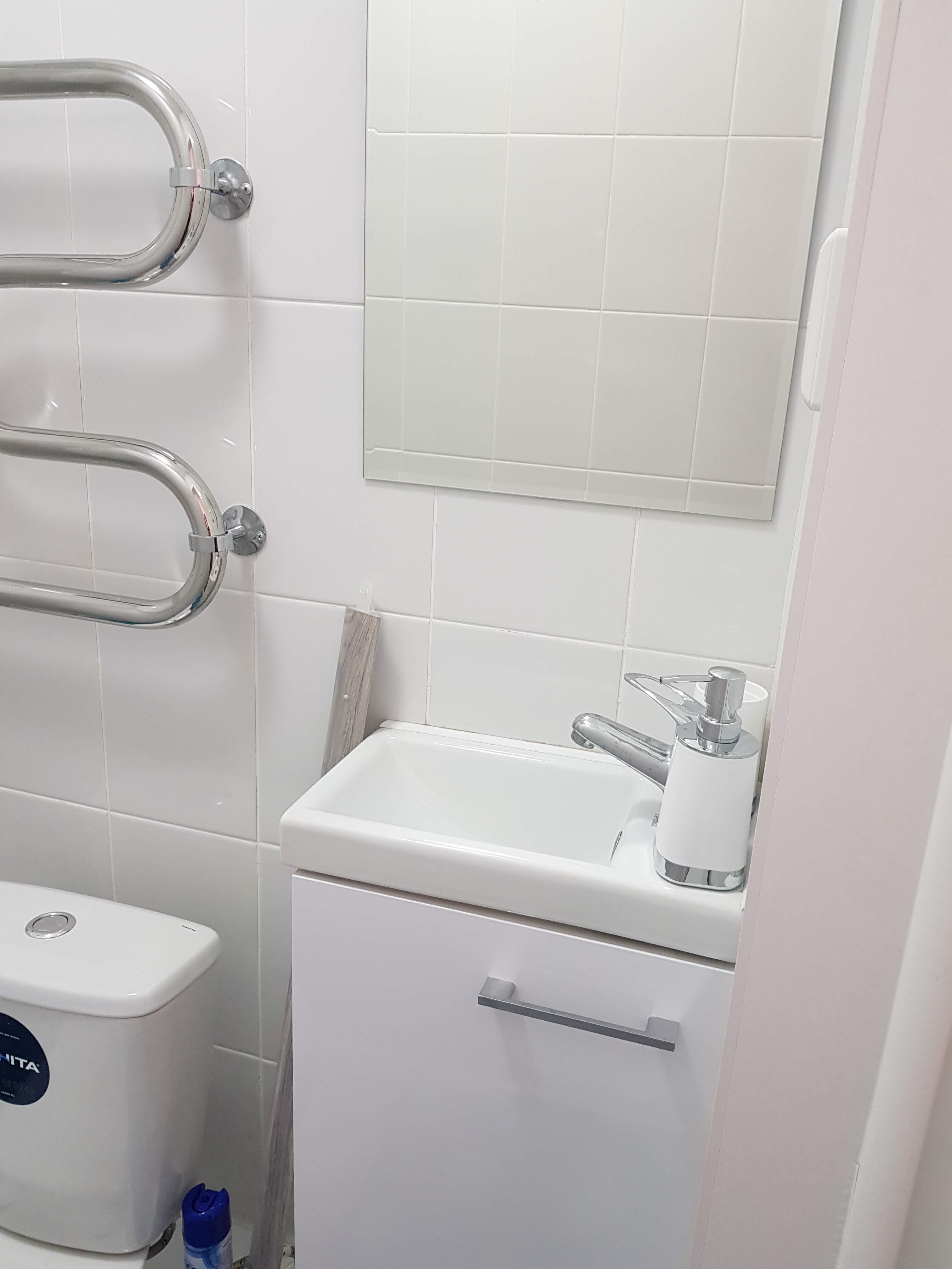 Трехместный номер «Комфорт» с душем