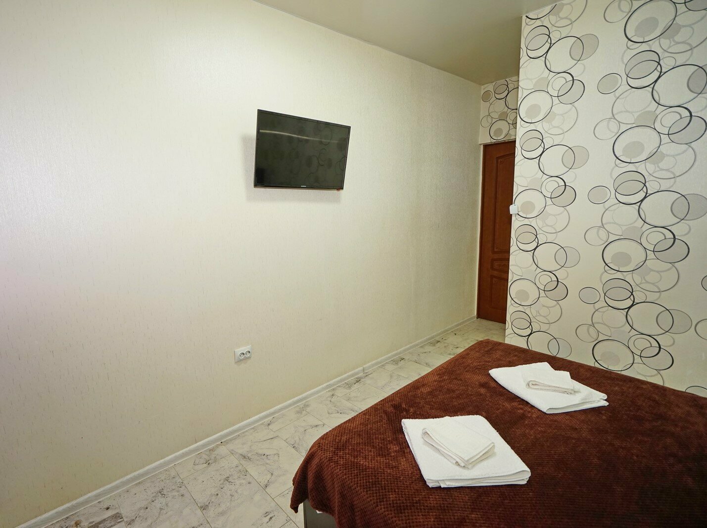 Улучшенный двухместный номер с 2 отдельными кроватями