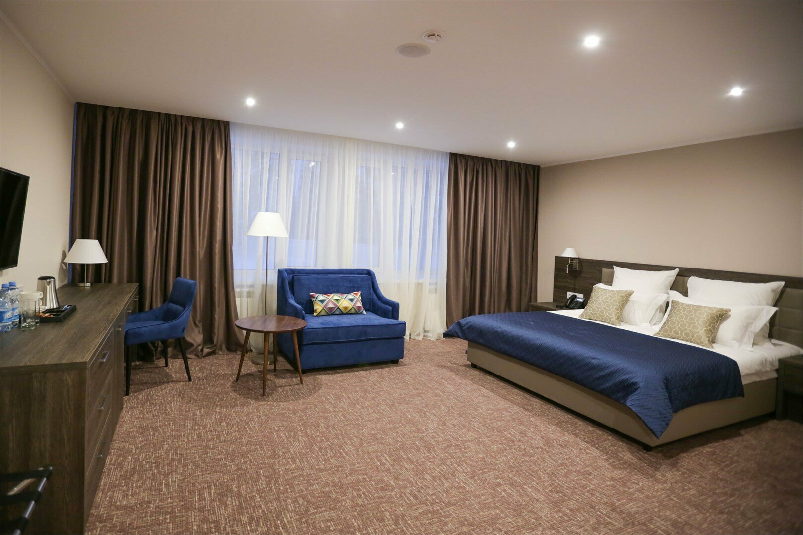 Джуниор Сьют