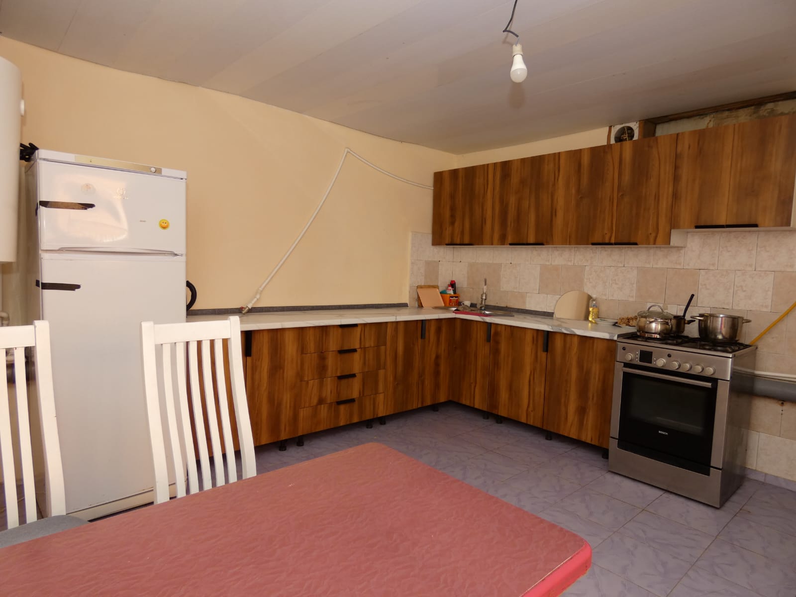 Трехместный номер «Комфорт» с душем