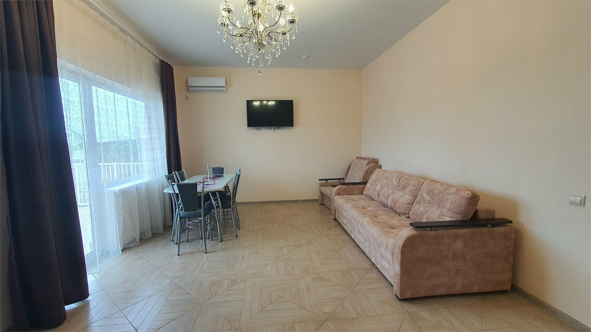 Двухкомнатный Люкс