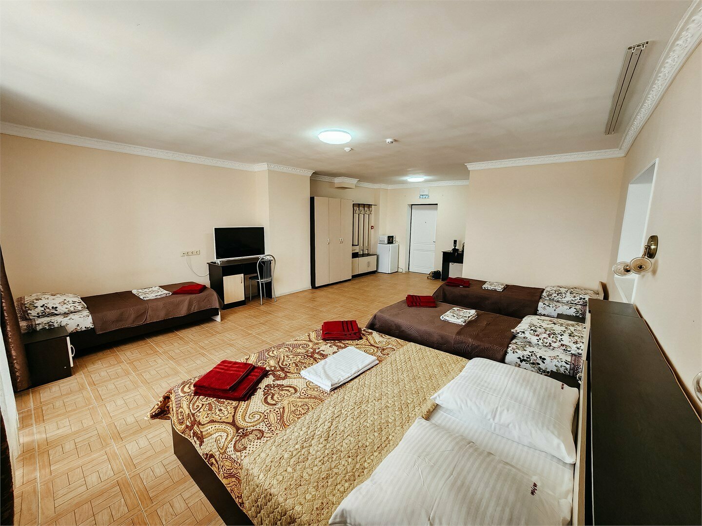 Пятиместный номер эконом - класса