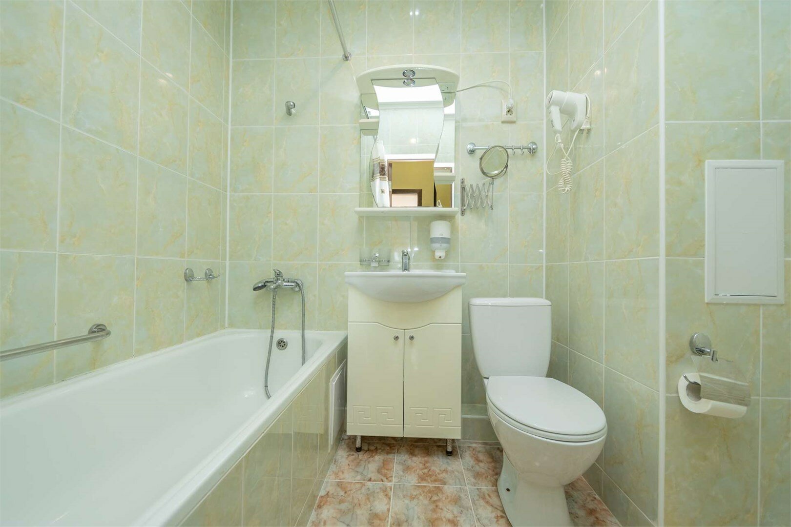 Семейный 2-х комнатный без балкона