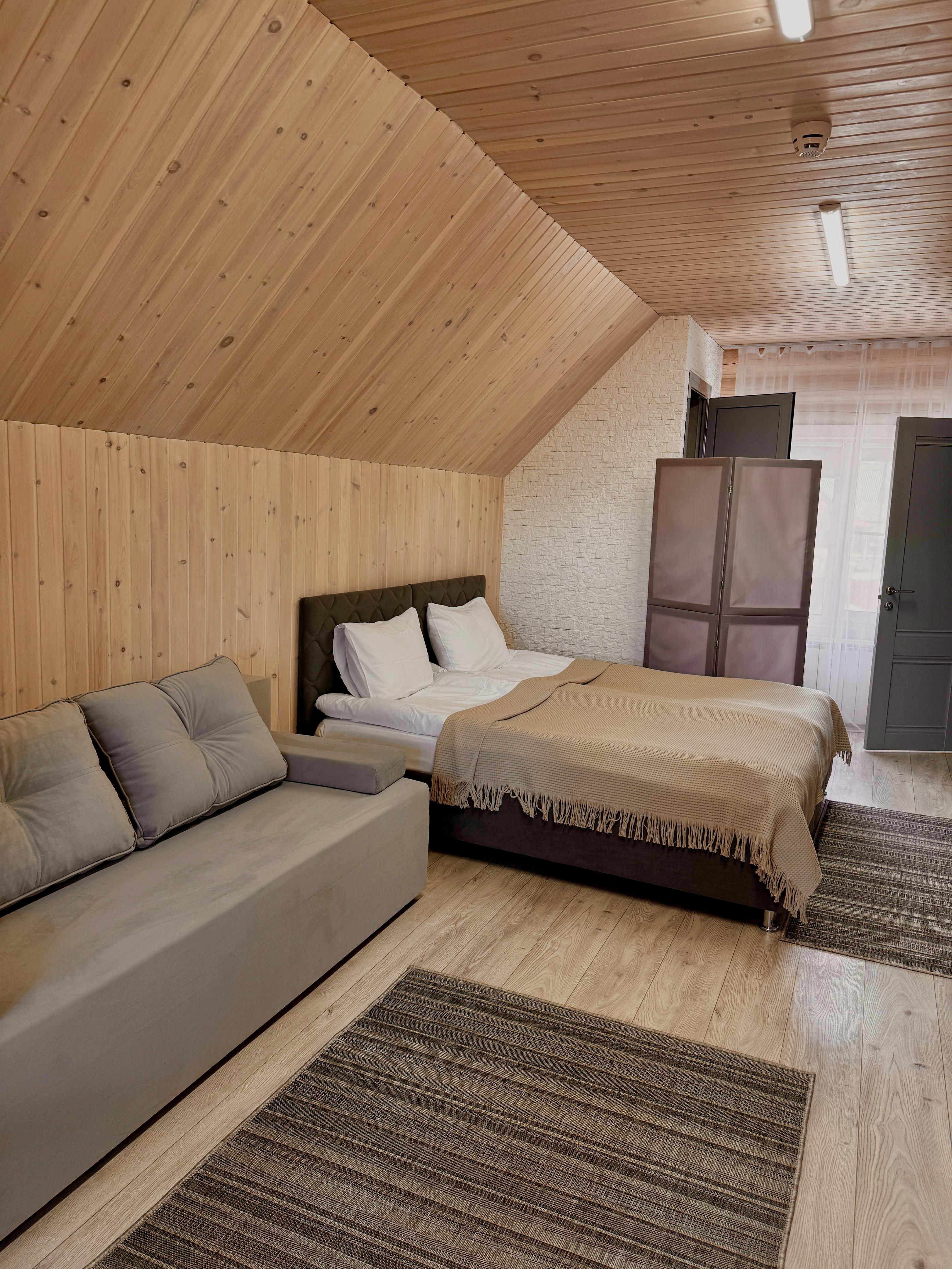 Средний дом