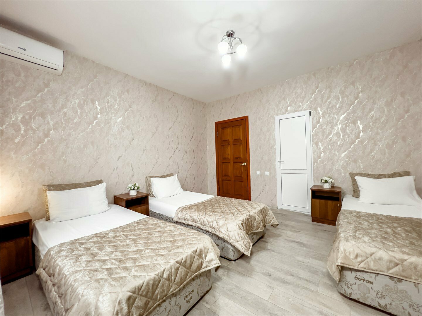 Трехместный стандарт