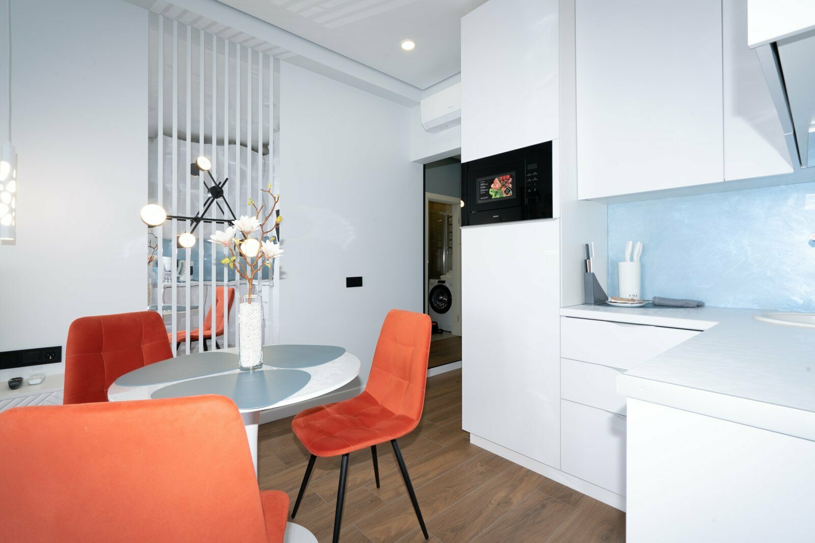 Дизайнерская студия LS-LUX-ONLY YOU только ты в Алуште - вид на море с 4 этажа