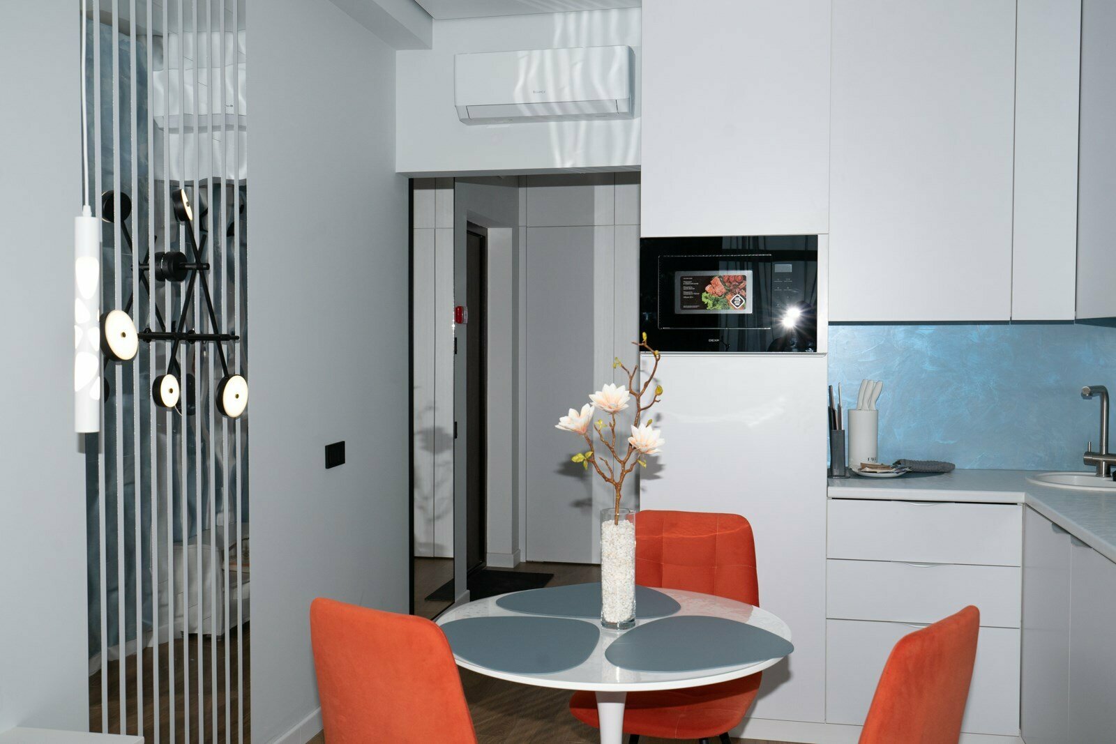 Дизайнерская студия LS-LUX-ONLY YOU только ты в Алуште - вид на море с 4 этажа