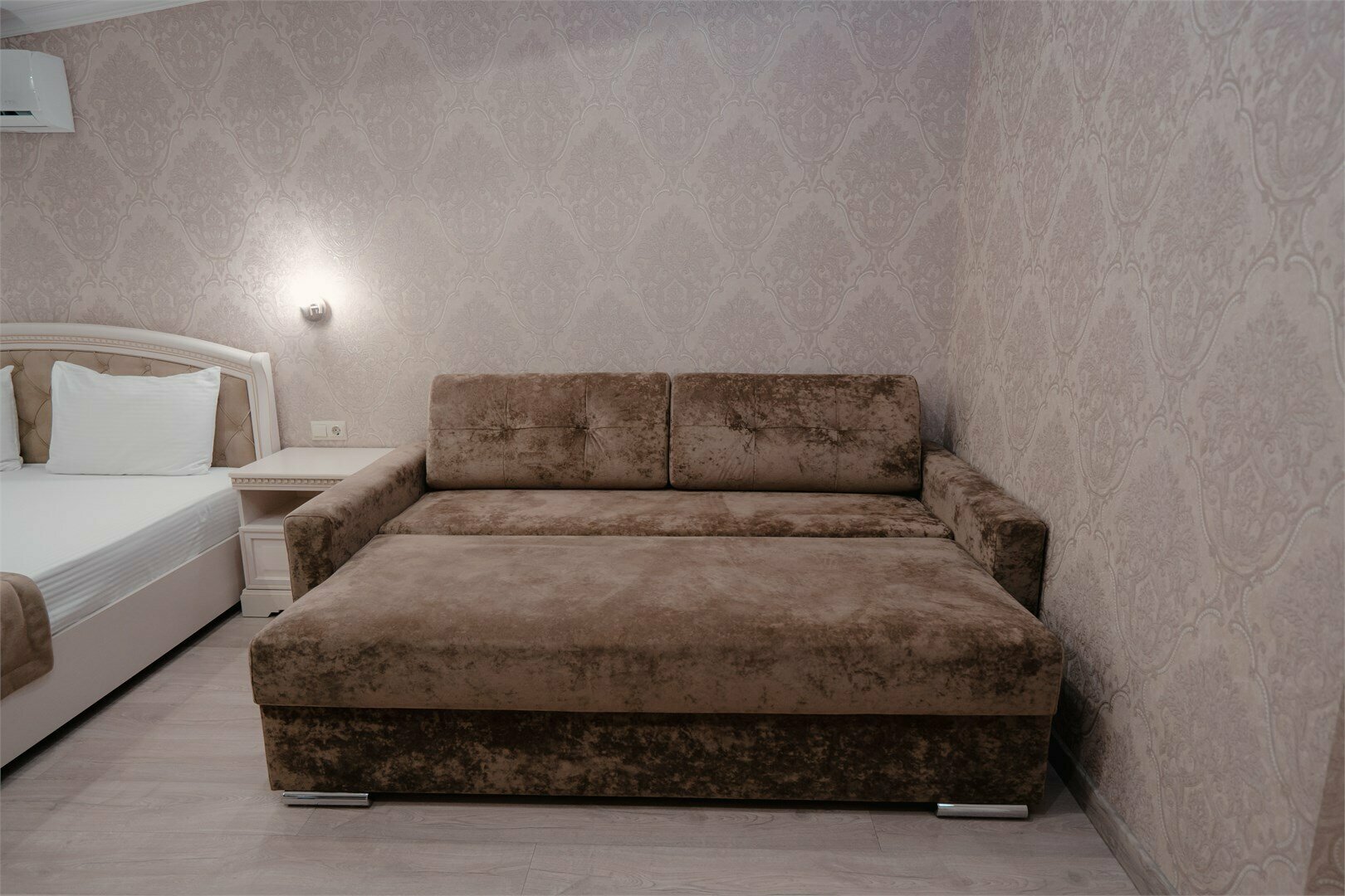 Номер полулюкс (Джуниор Сюит)