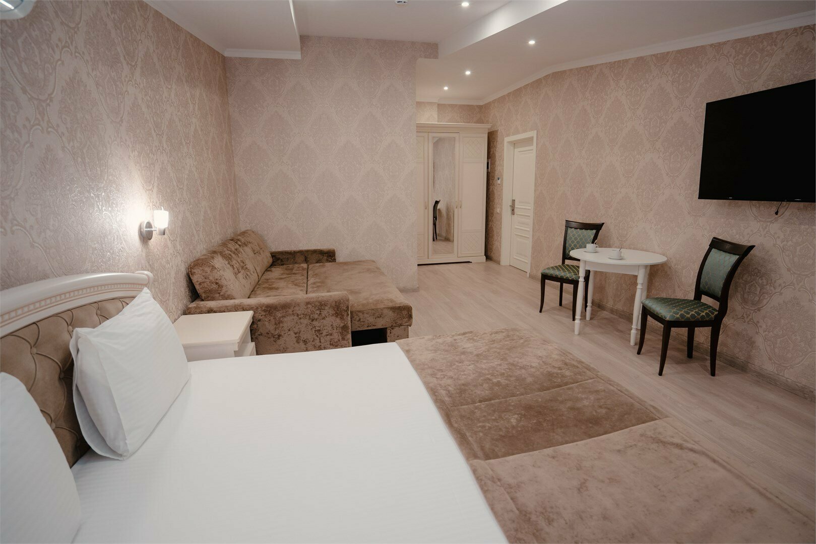 Номер полулюкс (Джуниор Сюит)