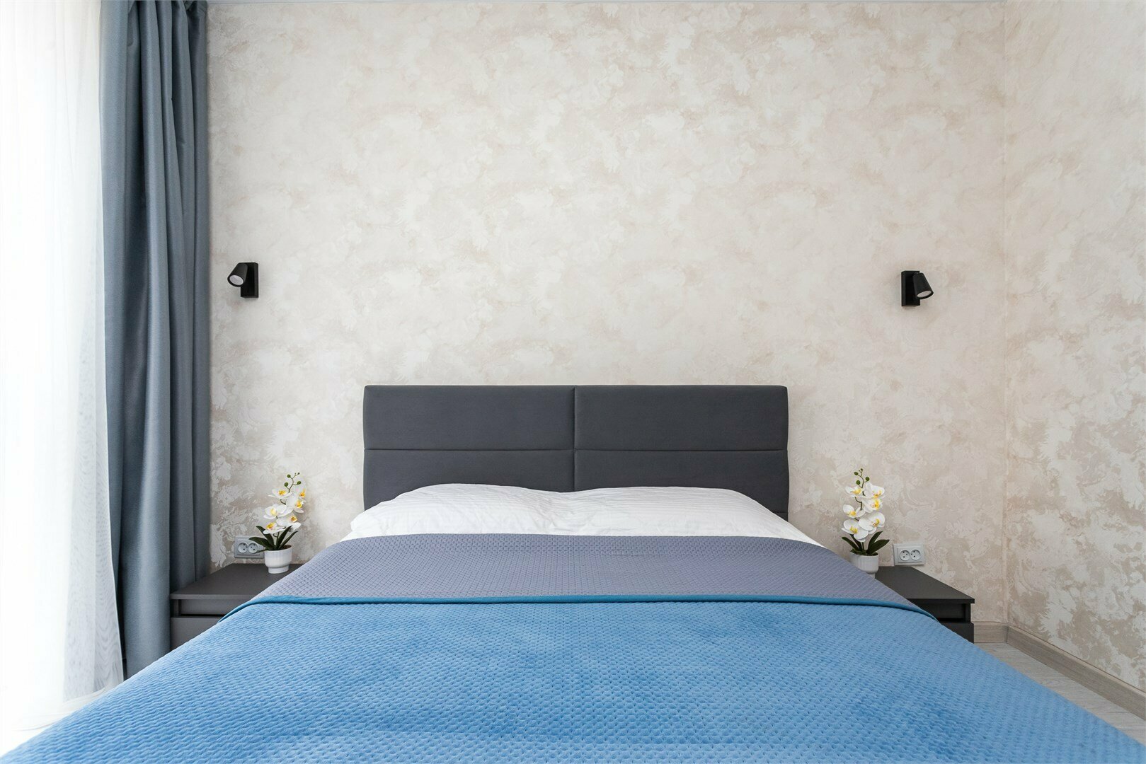 Номер с кроватью размера «queen-size»