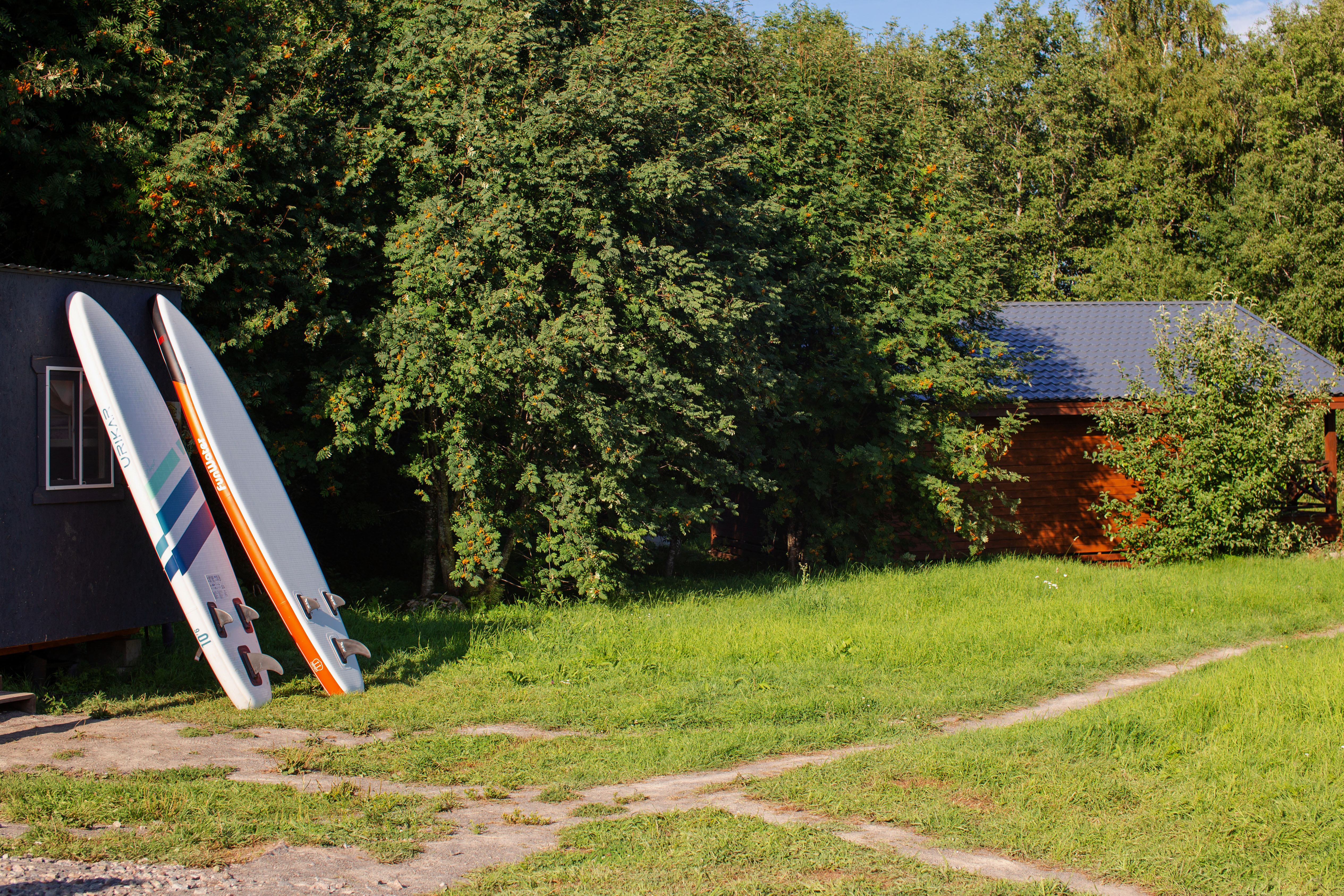Ладога Хоум “Озеро”: Дом с большой террасой в лесу