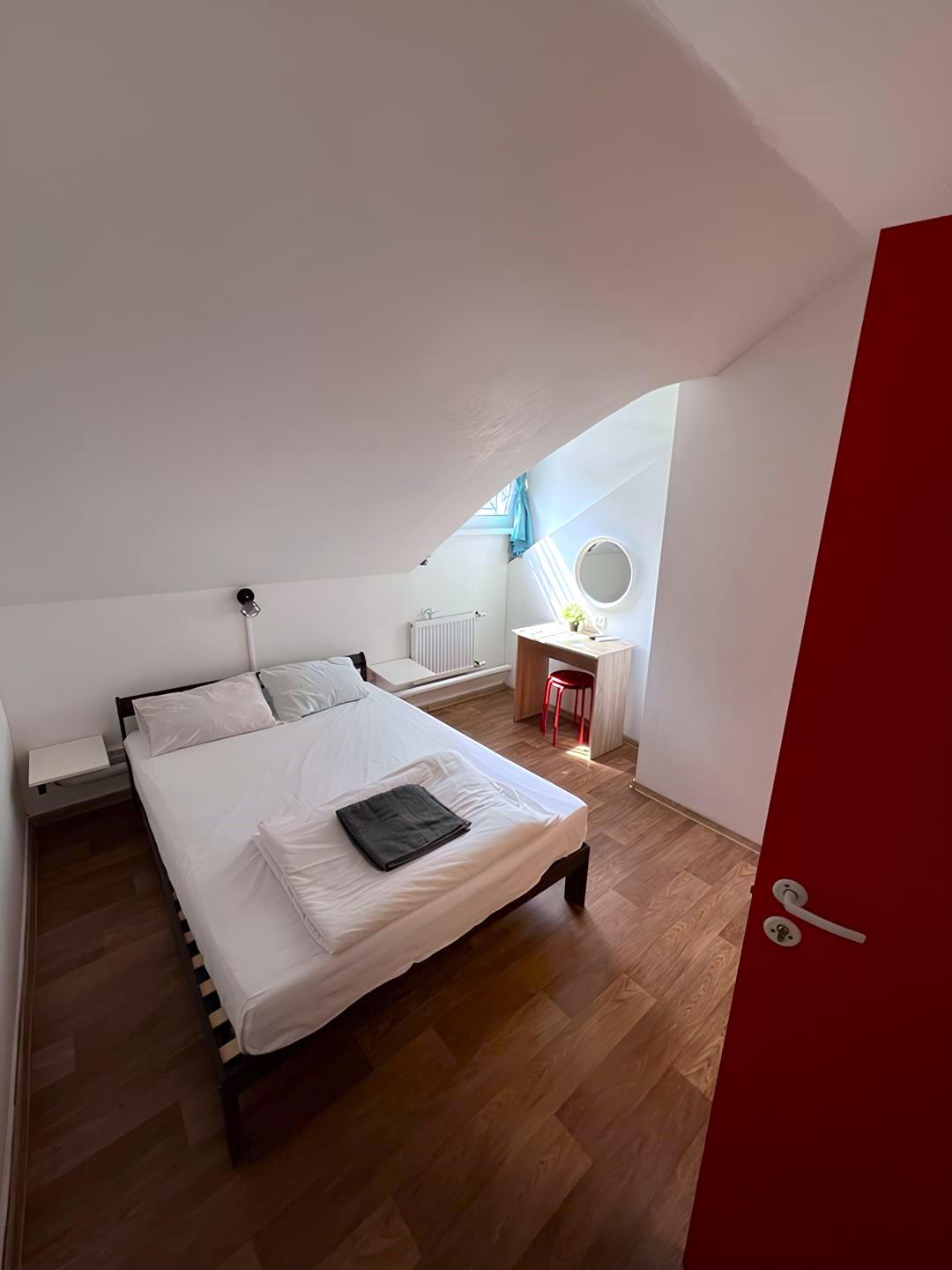 Номер комфорт с 1 двуспальной кроватью