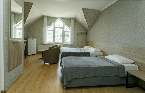 3-х местный номер стандарт с балконом 4 этаж