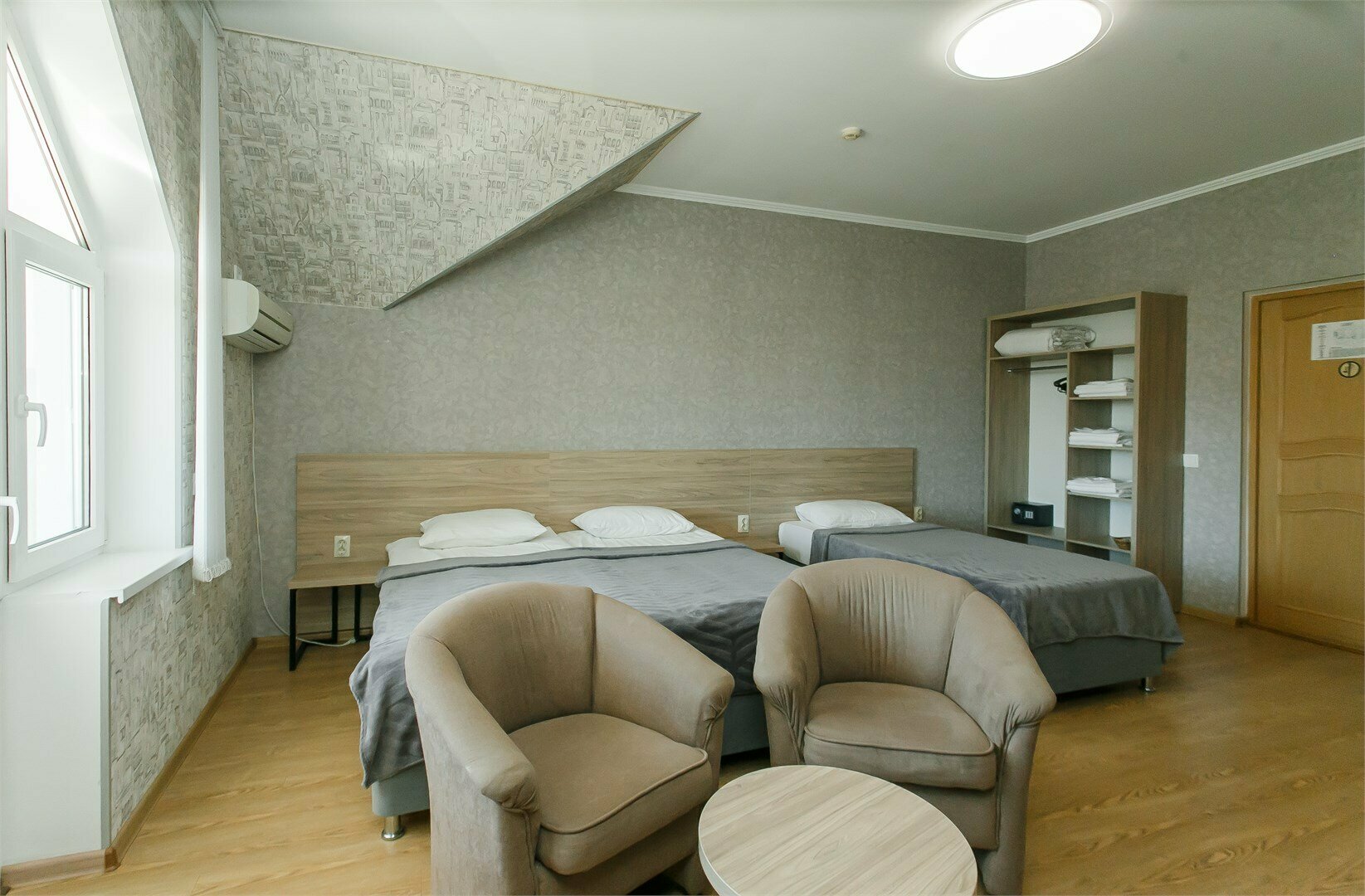 3-х местный номер стандарт с балконом 4 этаж