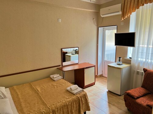 Стандартный трехместный номер