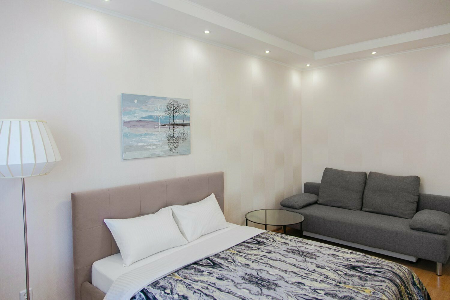 Однокомнатная_16 этаж_Фрунзе 49