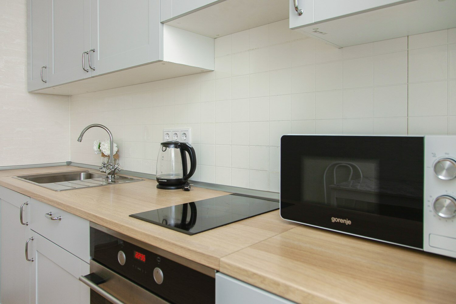 Однокомнатная_16 этаж_Фрунзе 49