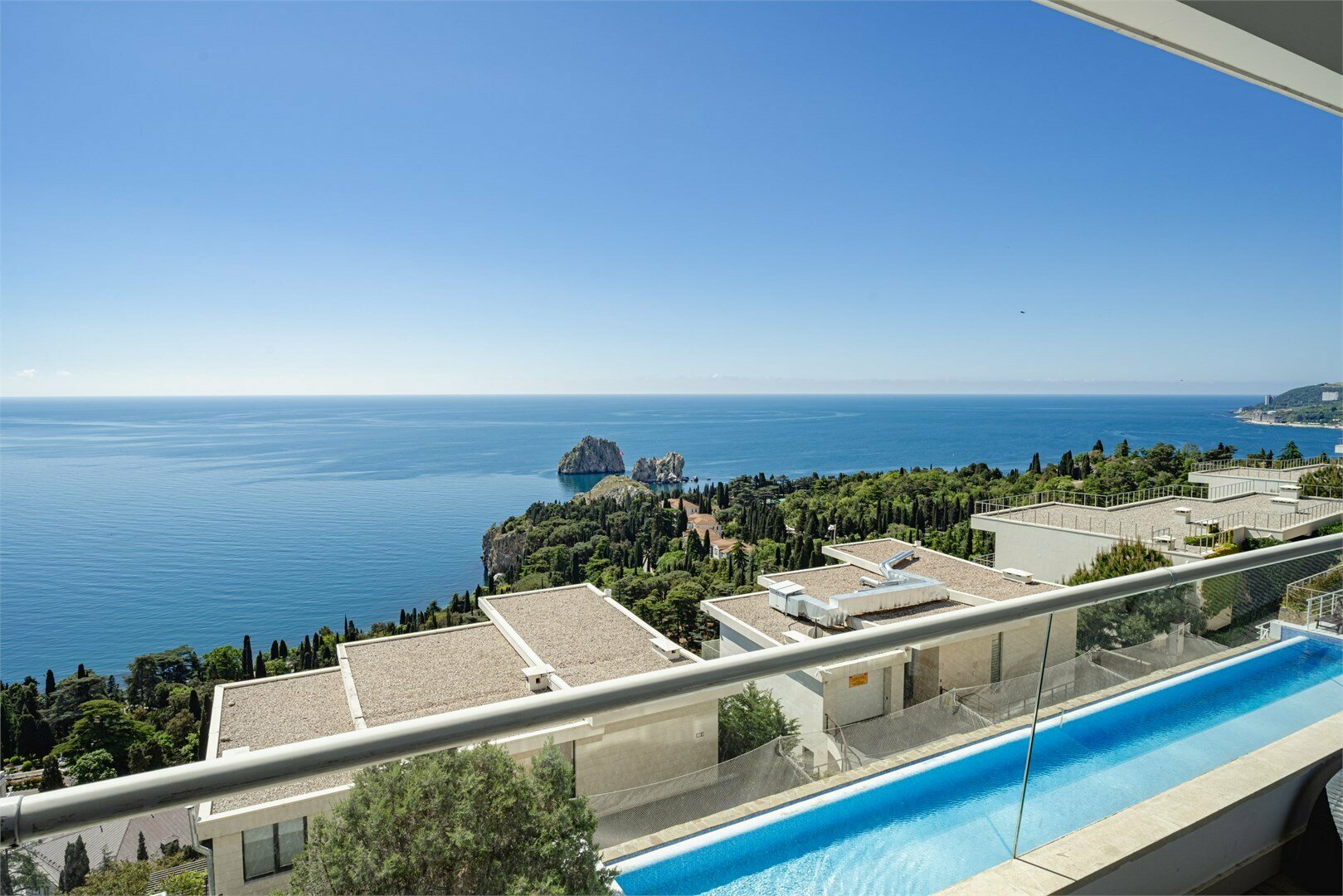 Апартаменты-студия с видом на море