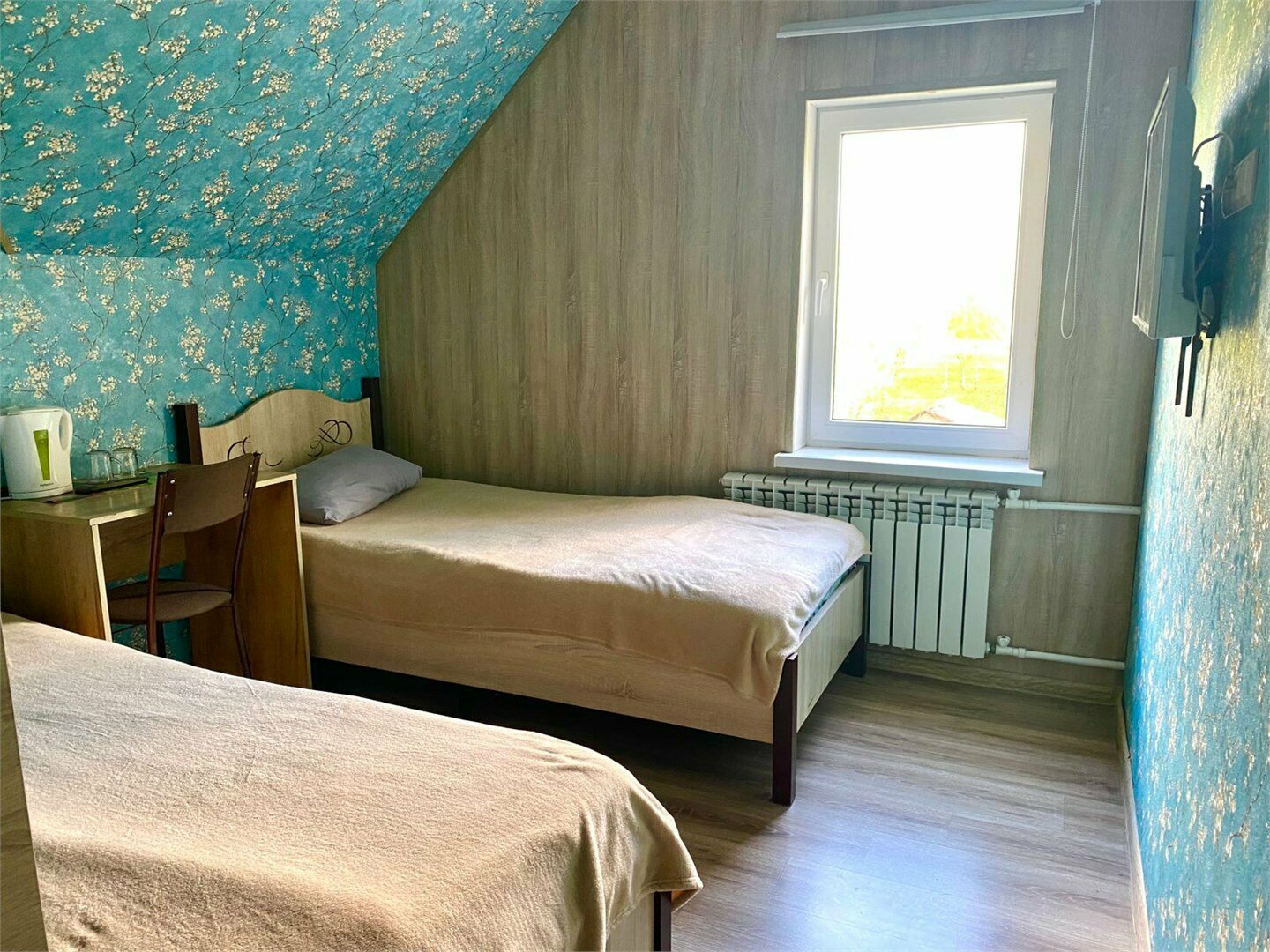 Двухместный номер с 2 отдельными кроватями и душем