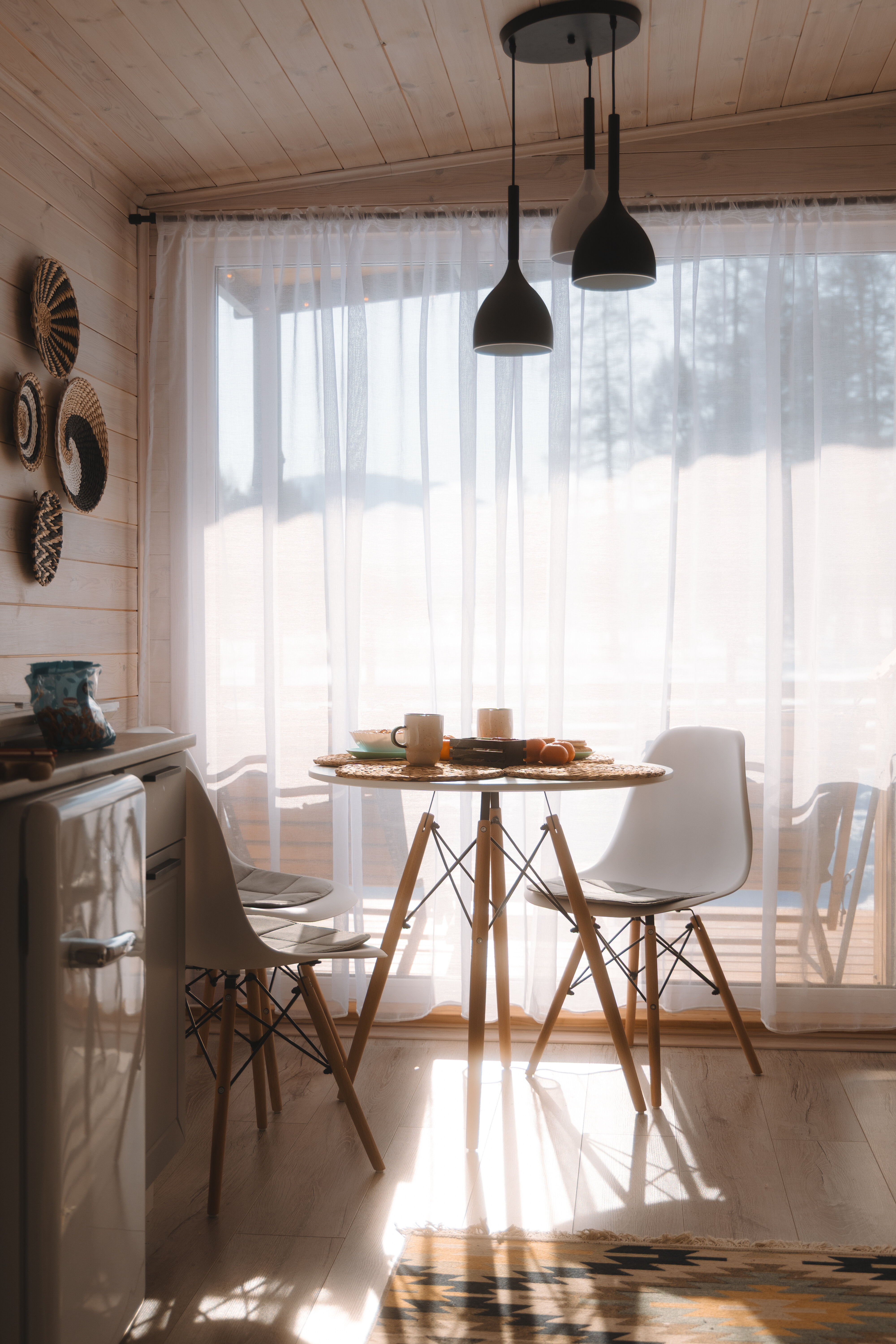 Дом с видом на лес и горы