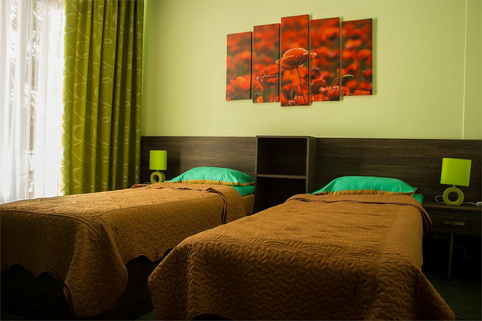 Двухместный номер с 2 отдельными кроватями и балконом