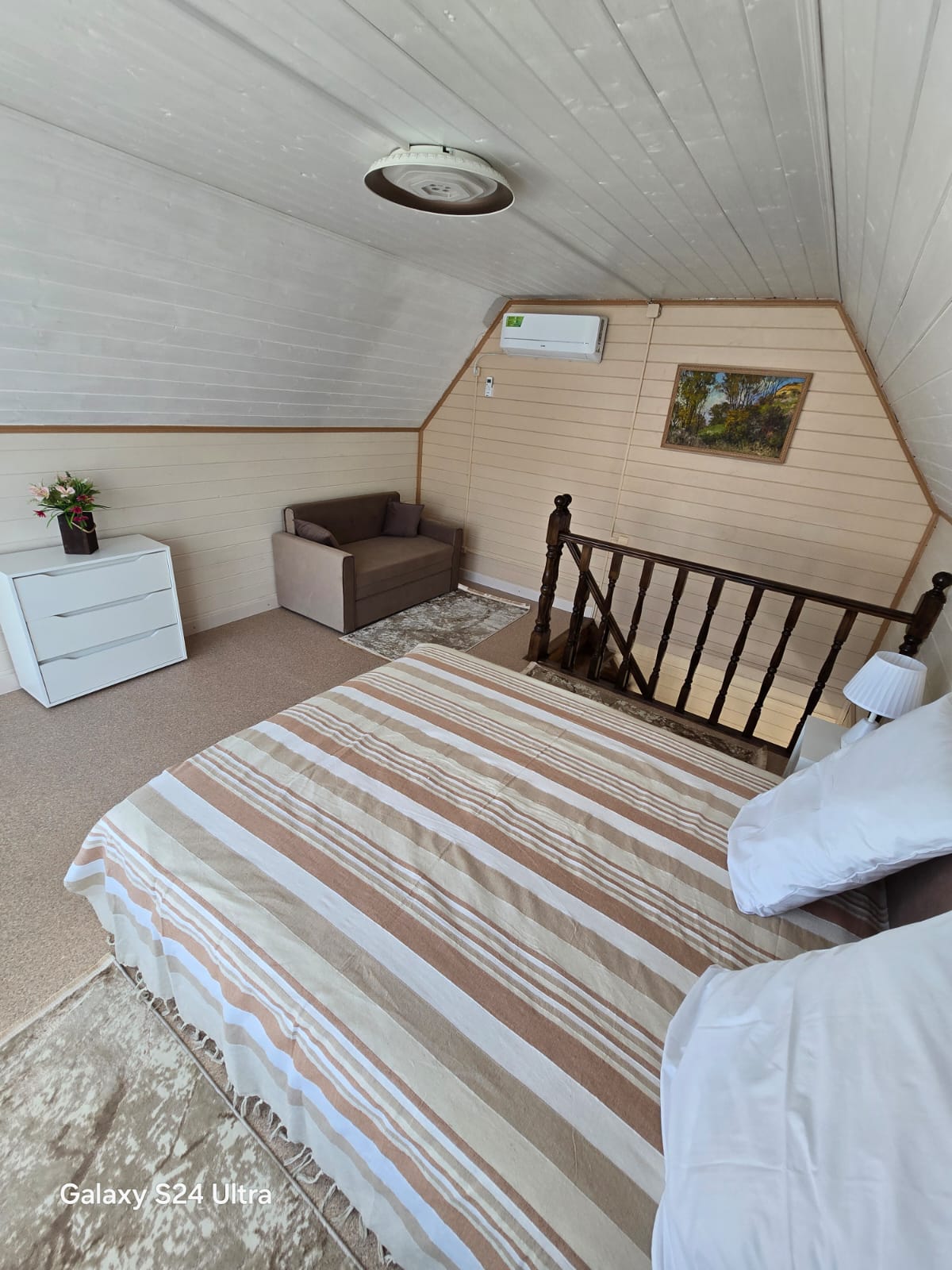 Семейный номер с видом на горы