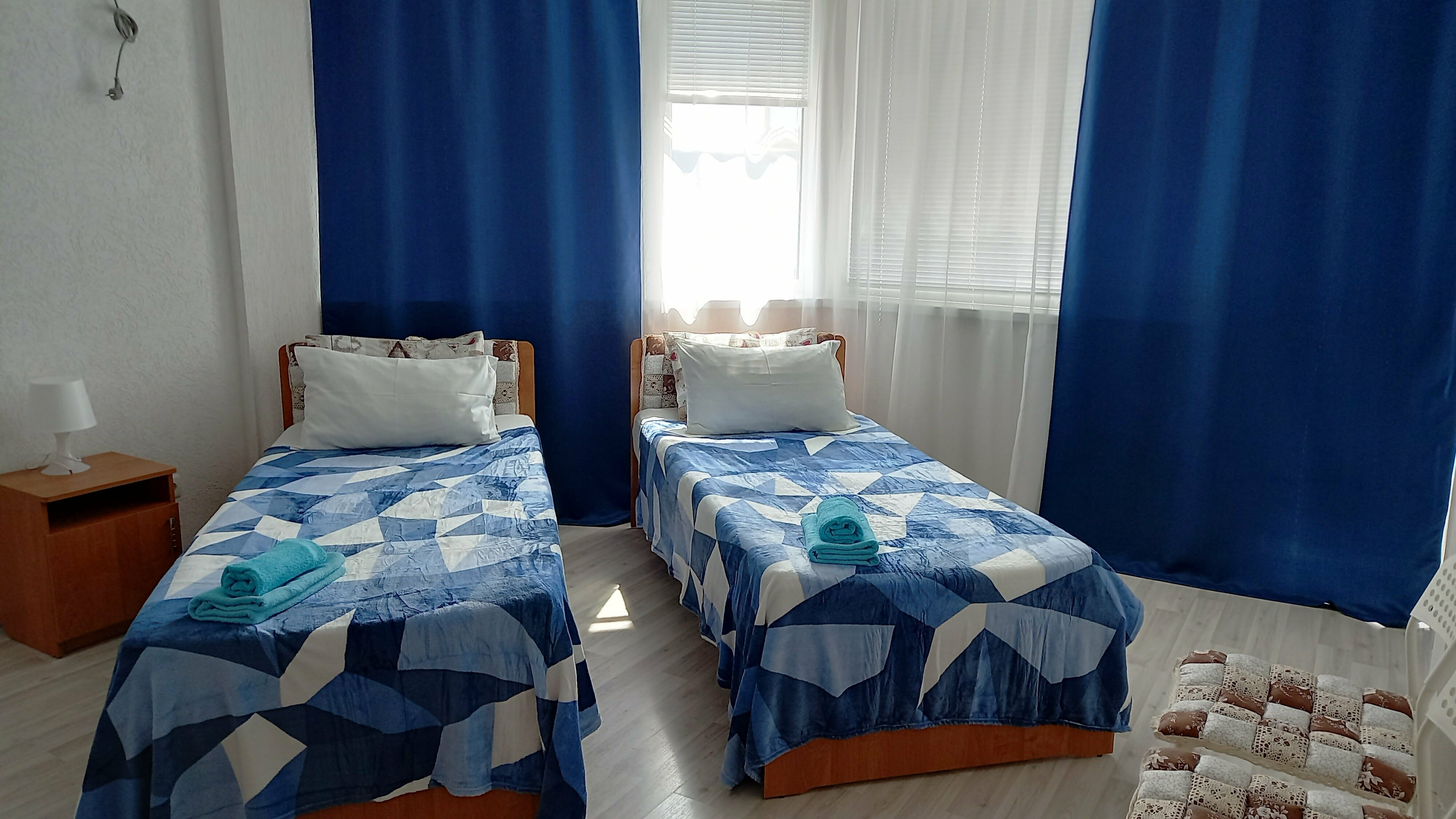 Семейный номер с видом на море