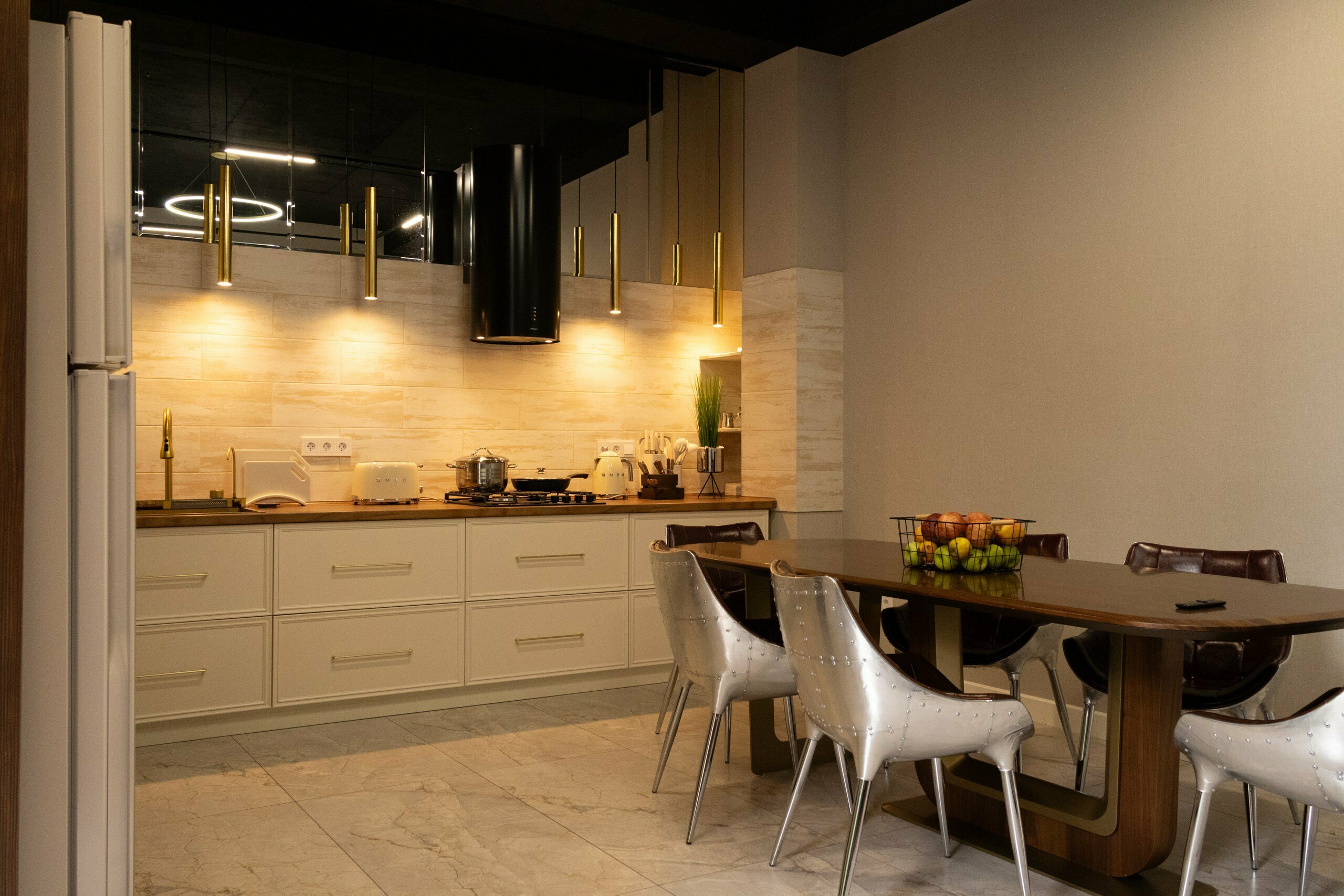 Двухкомнатная комната с собственным двориком