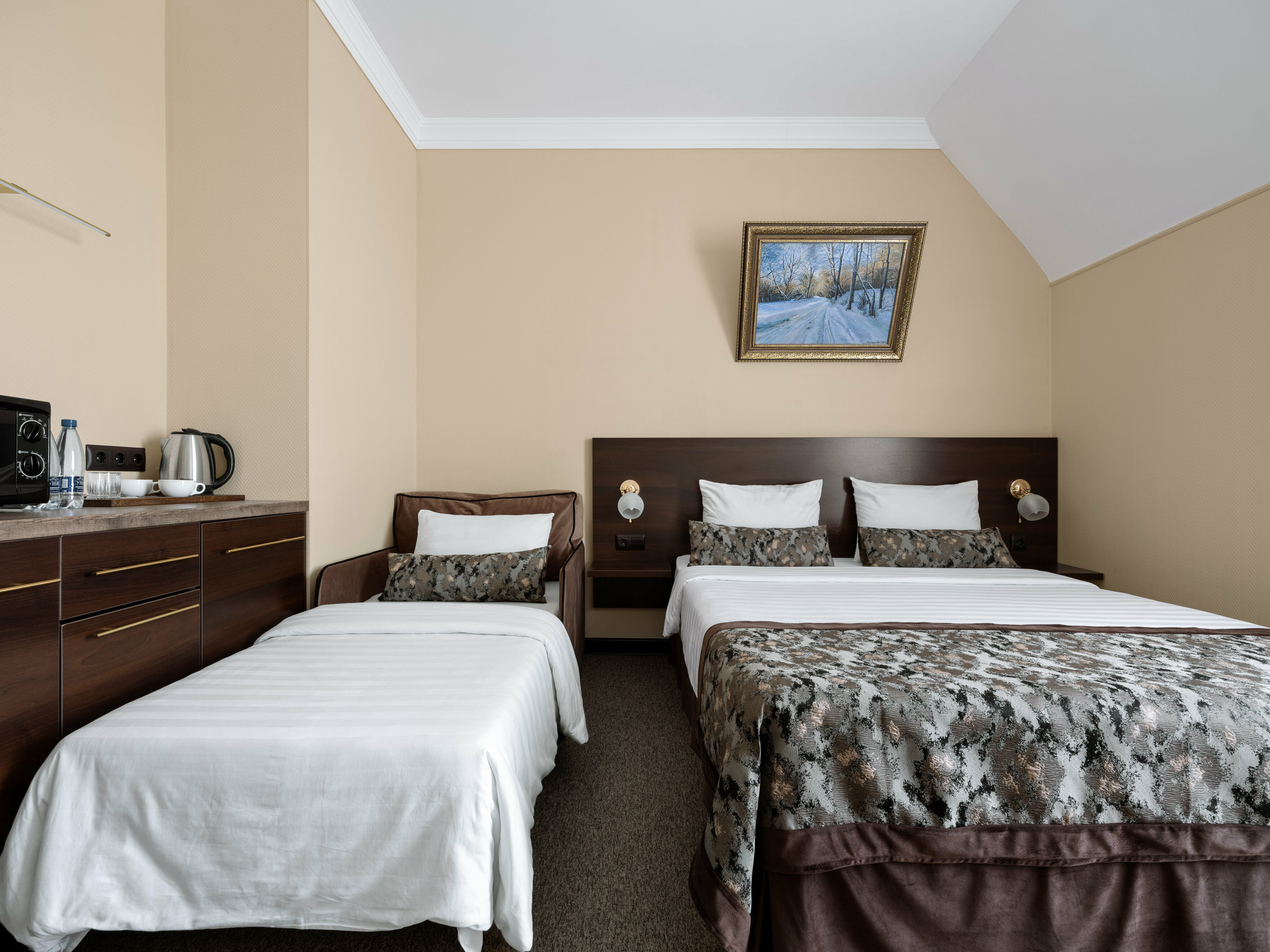 Стандарт двухместный + доп. местом (90*200) и мини кухней