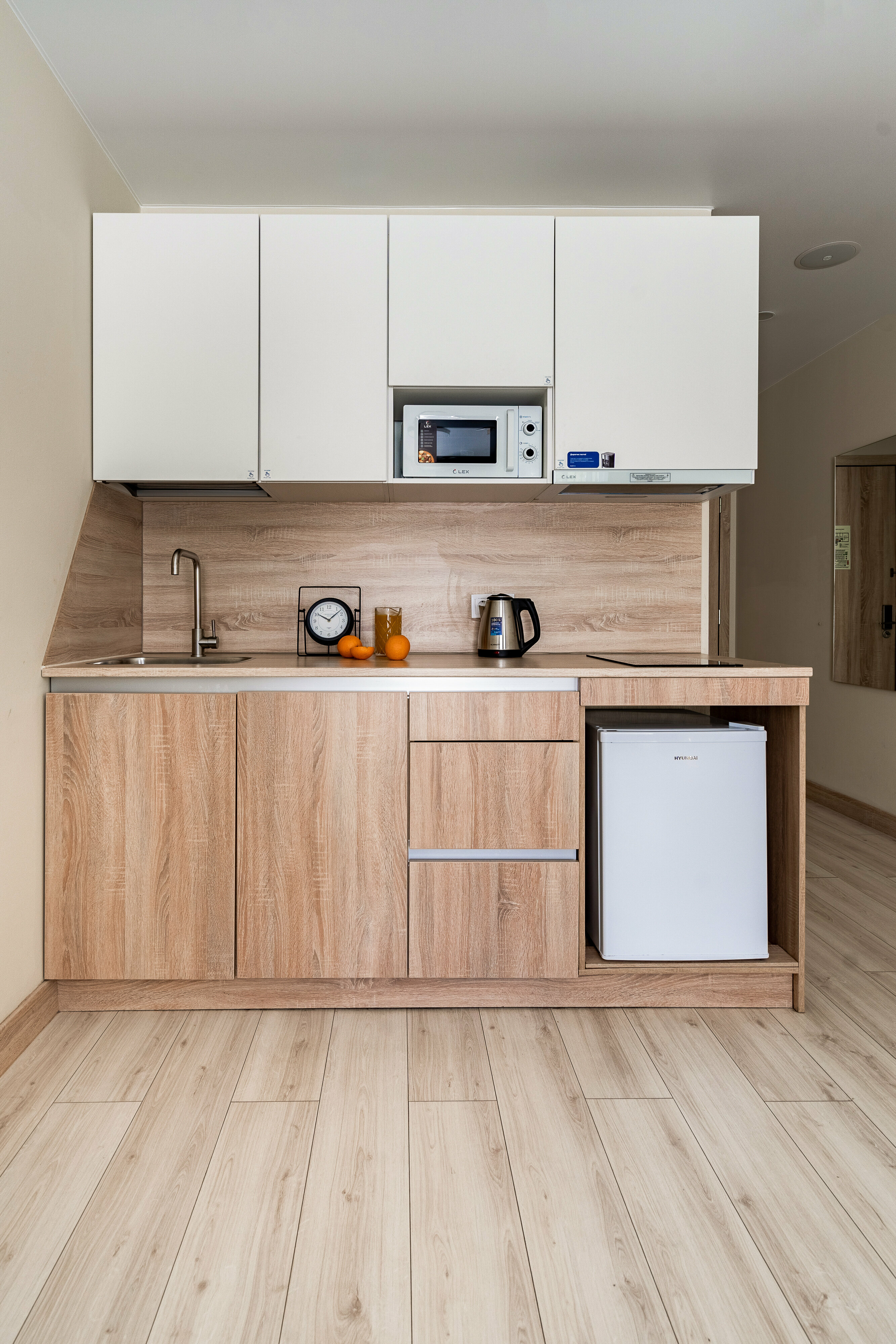 Улучшенный номер с 1 двуспальной или 2 раздельными кроватями