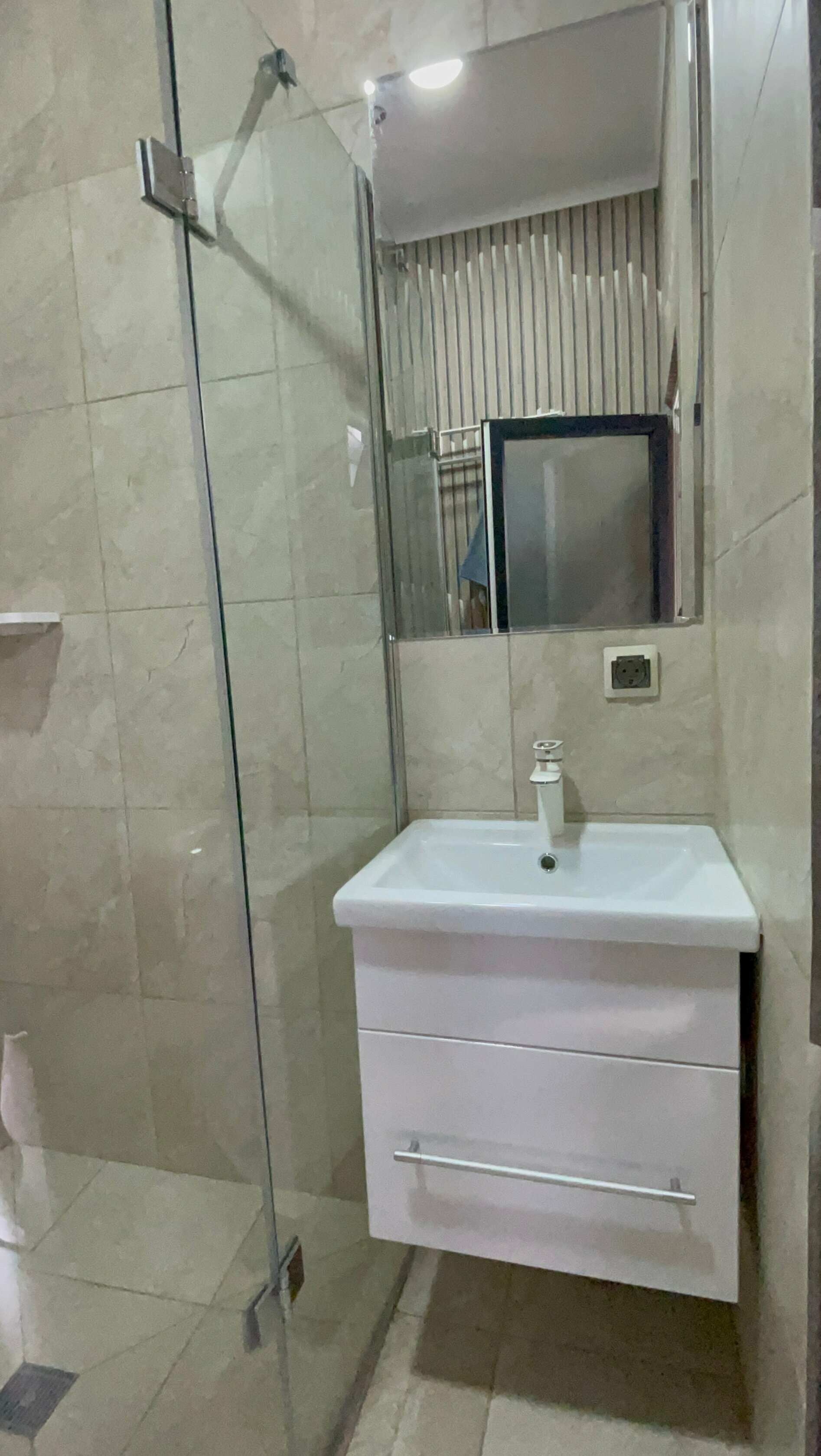 Номер 5 Тропик