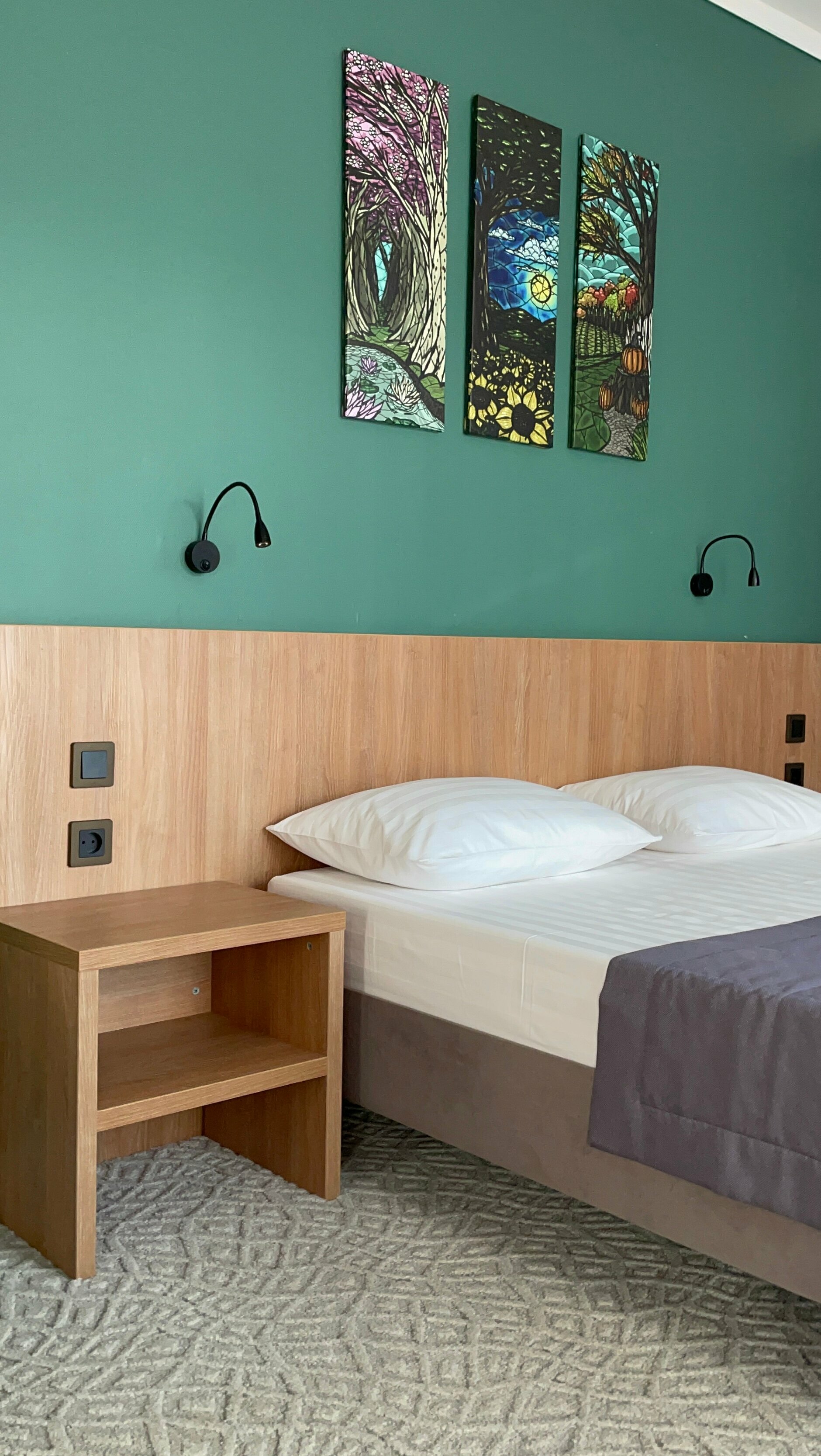 Номер 3 зеленый