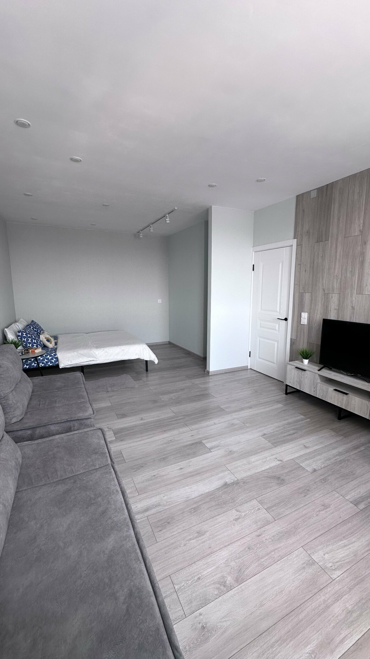 Апартаменты с балконом