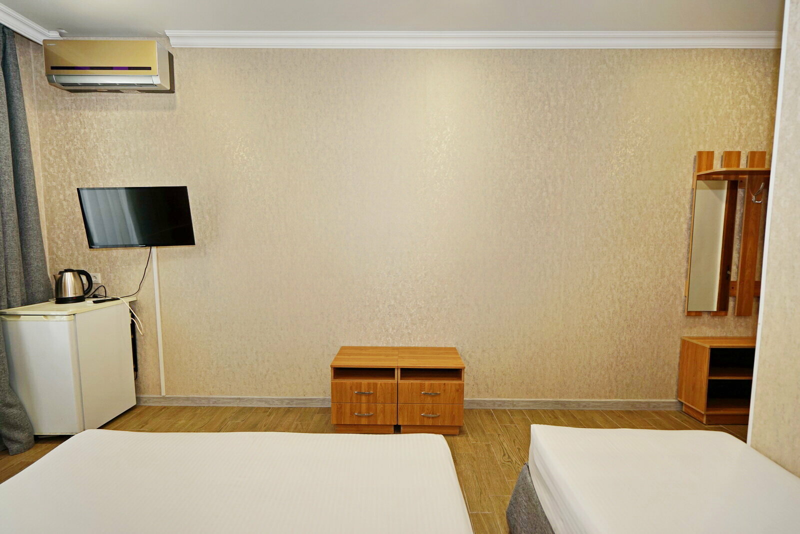 Улучшенный трехместный номер с видом на море