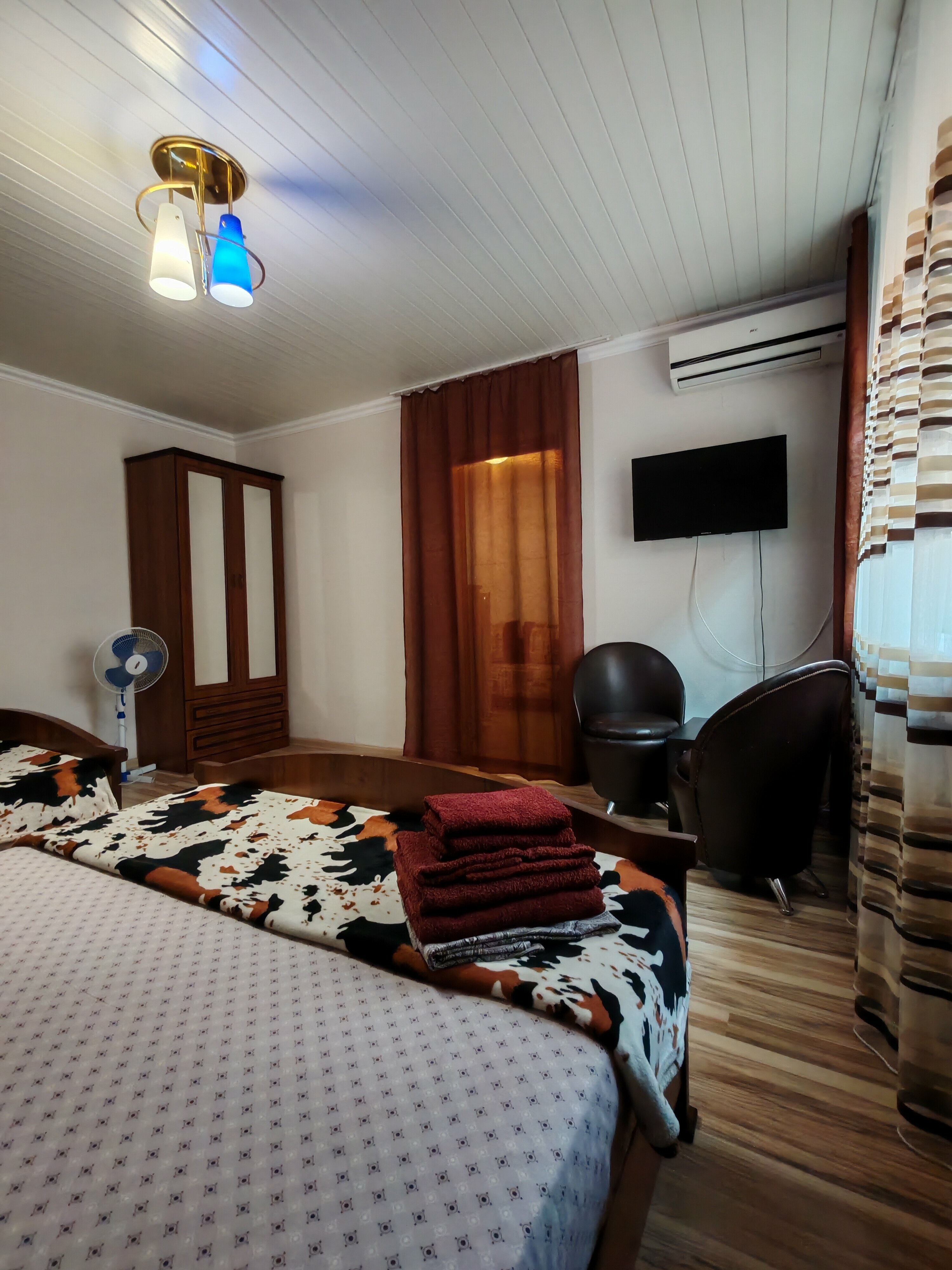 Двухкомнатный шестиместный номер