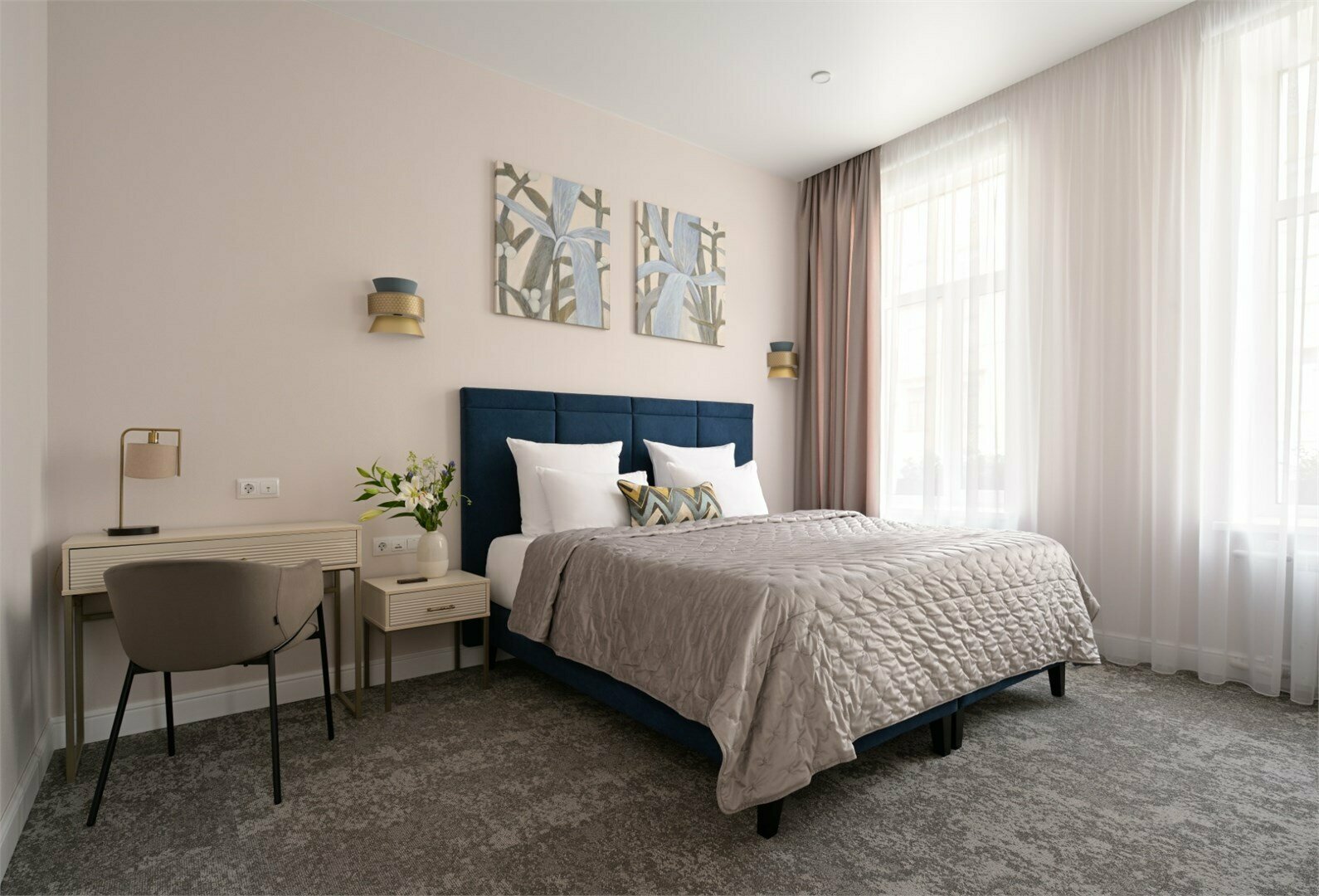 Люкс с 2 спальнями и кухней-гостиной