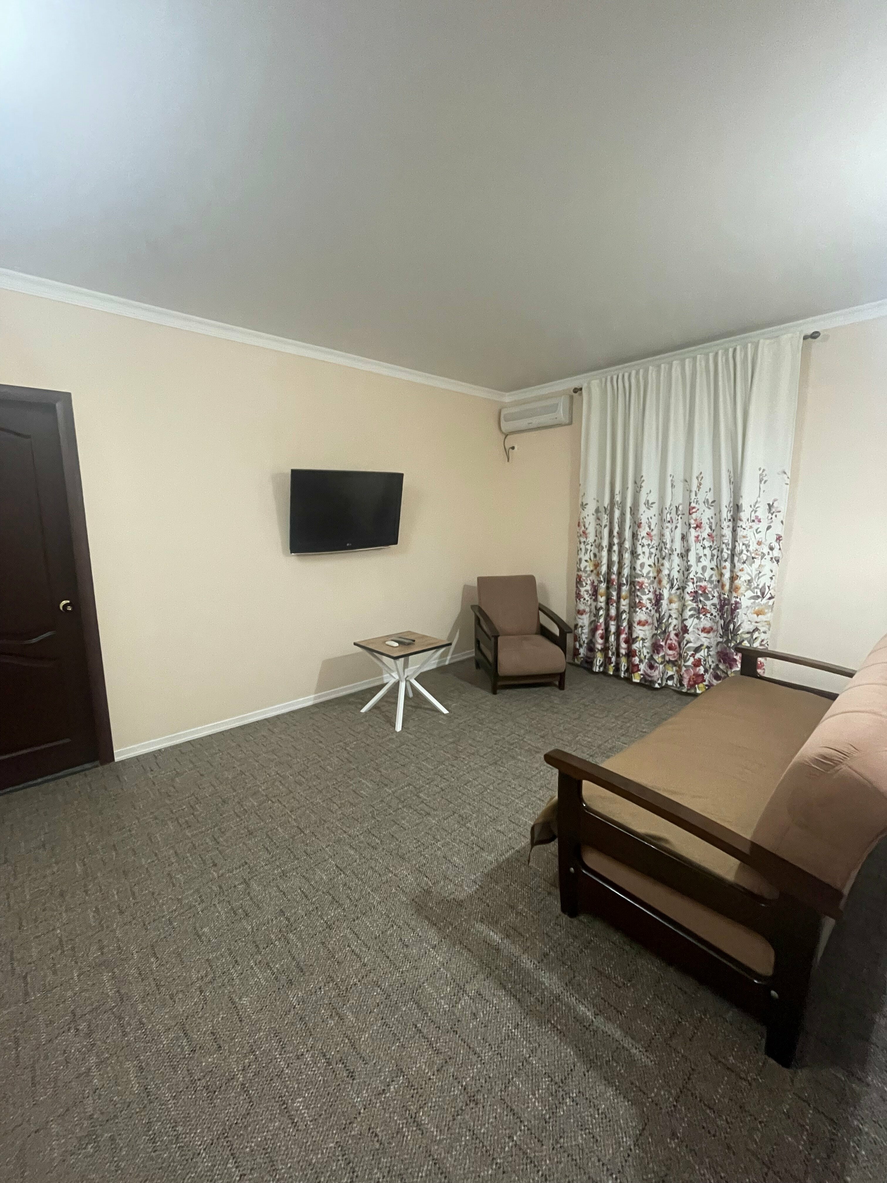 Апартаменты с балконом