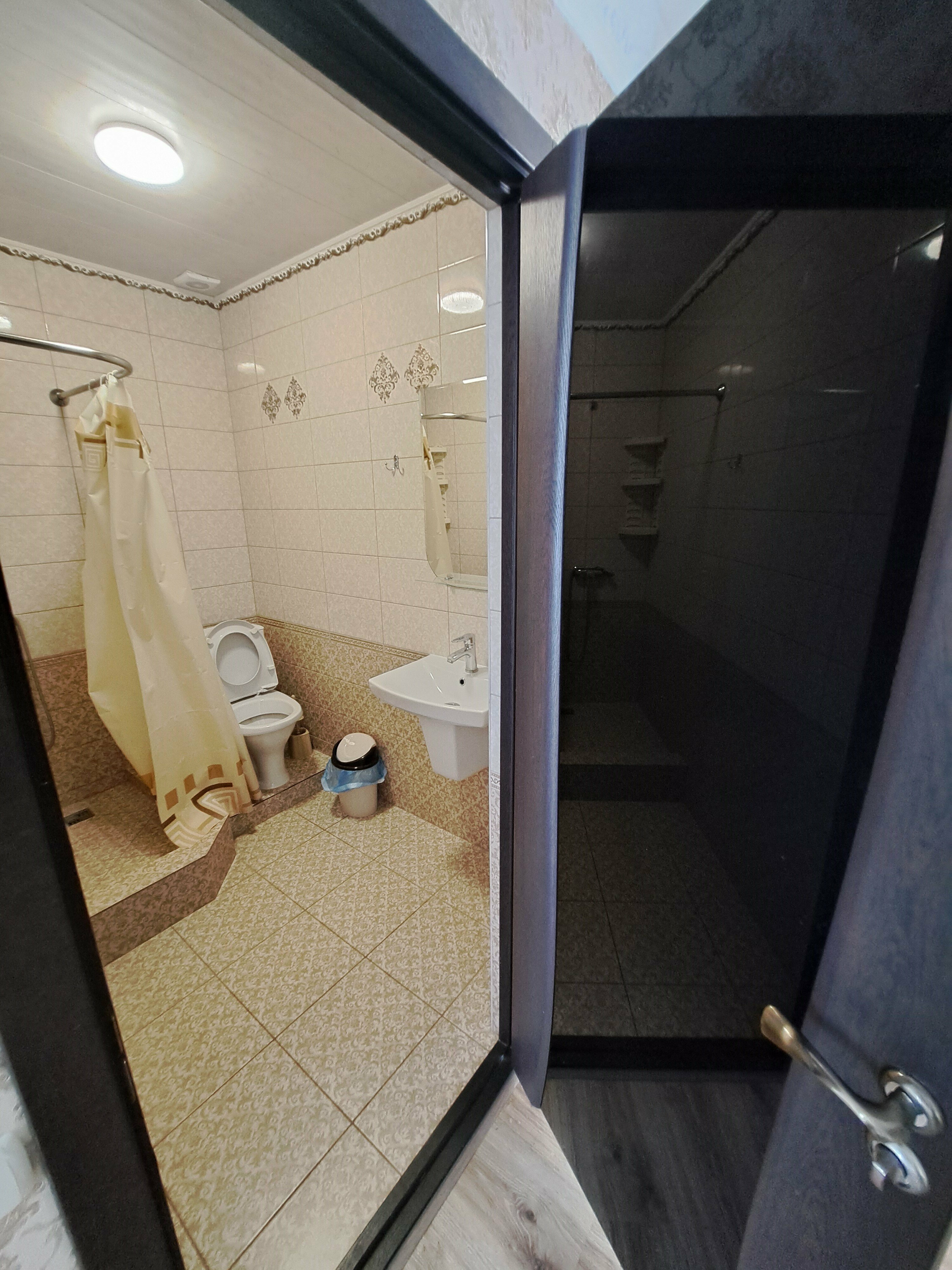 Люкс с видом на море угловой №13