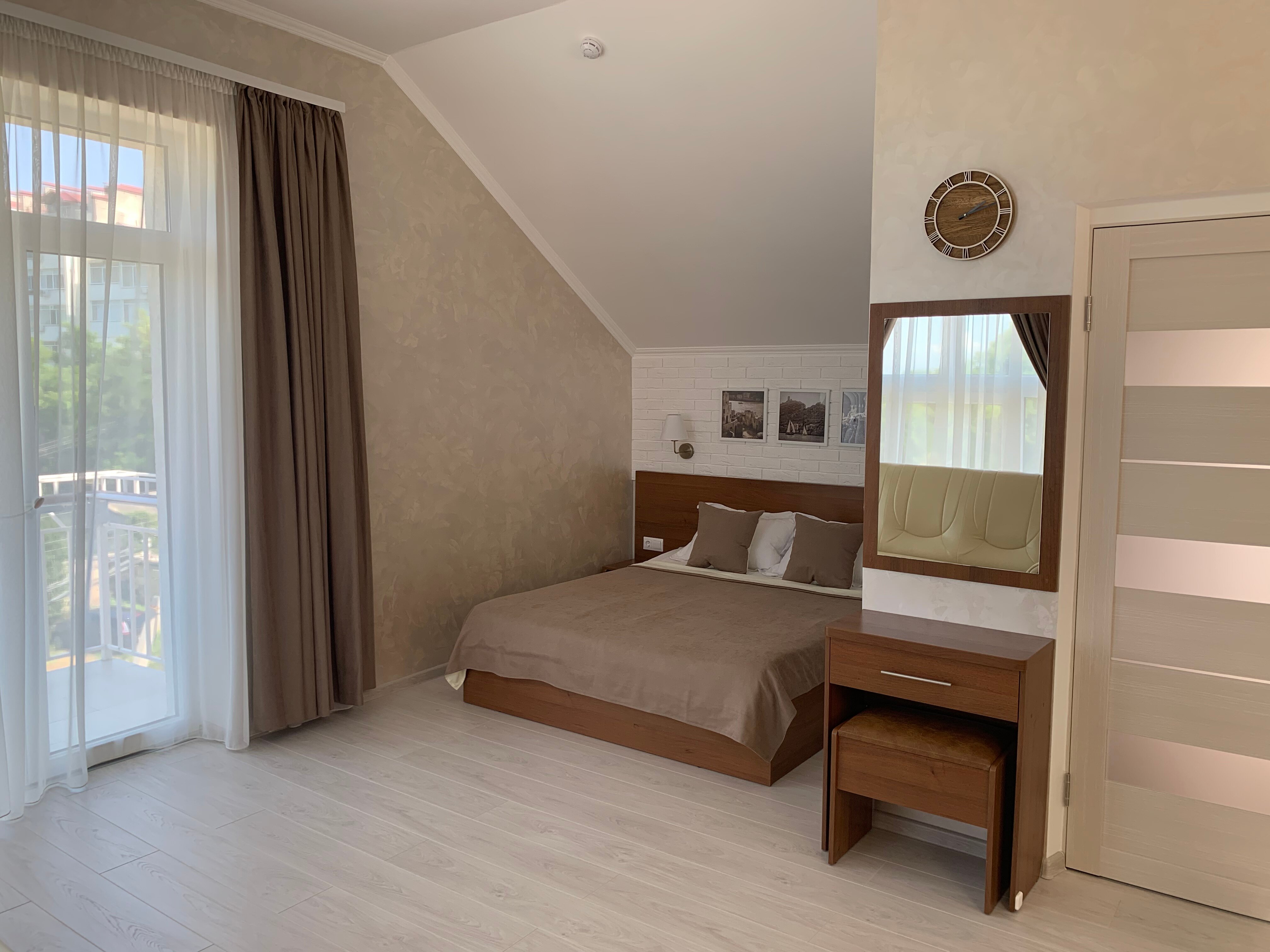 Семейный номер-студия  #3 с кухней 32 м.кв