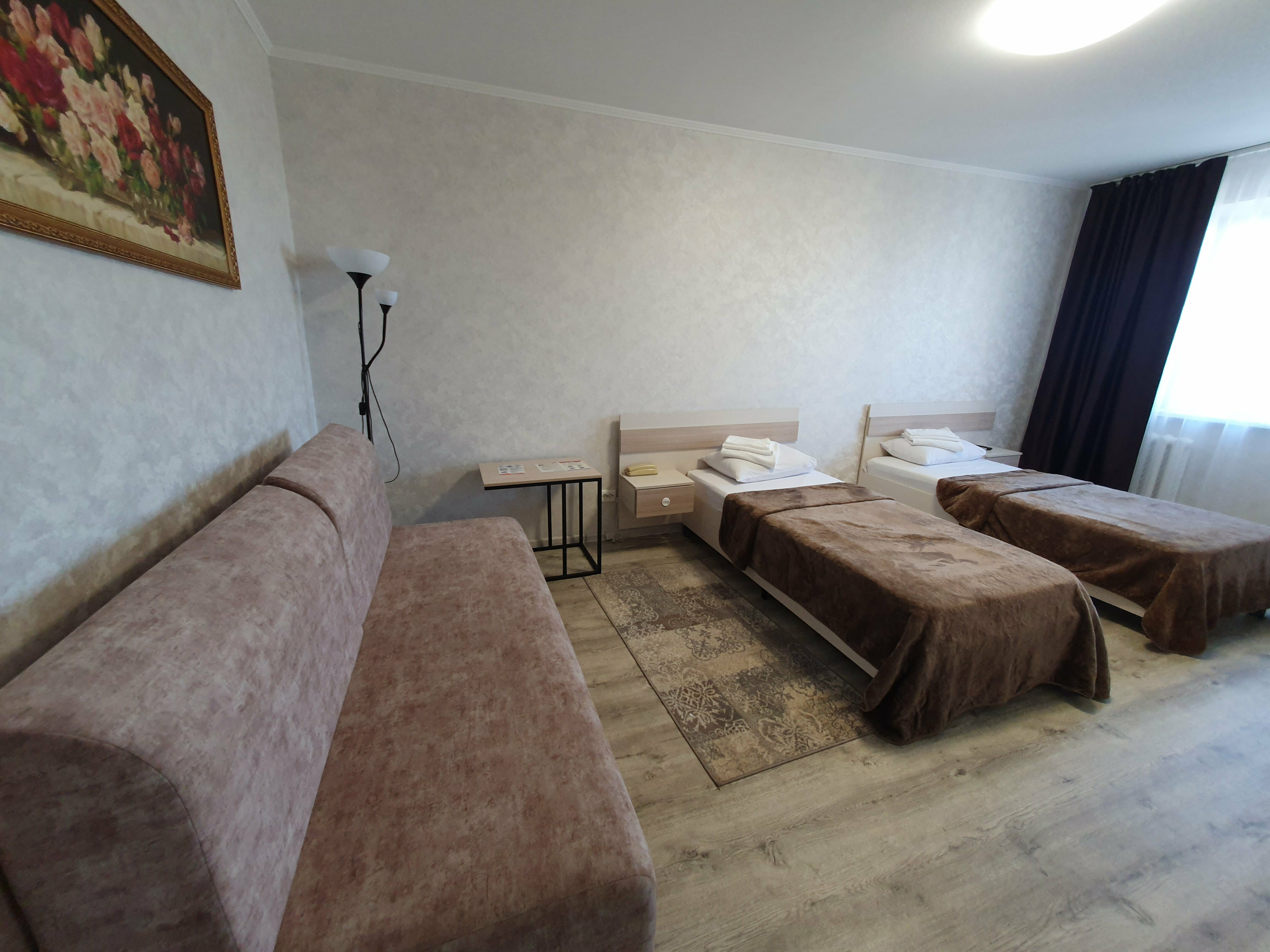 Односпальная кровать в общем номере