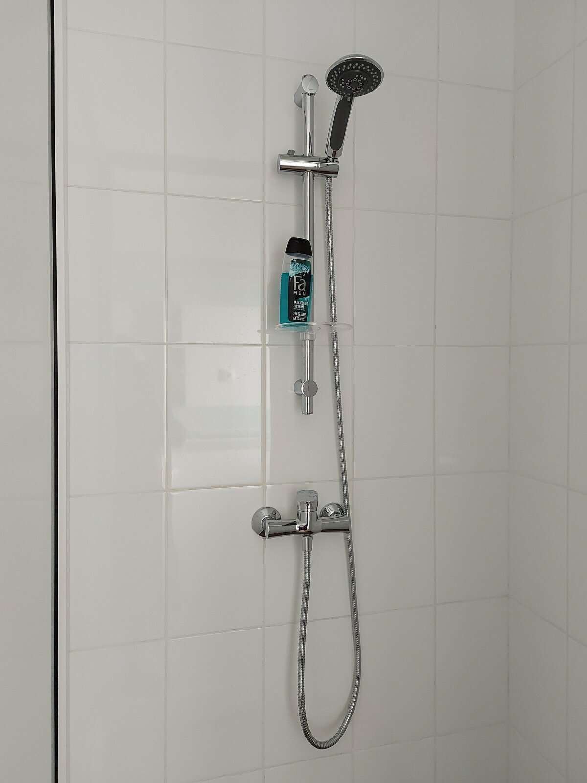 Общий номер с 8 кроватями (бронирование не менее 3 человек)