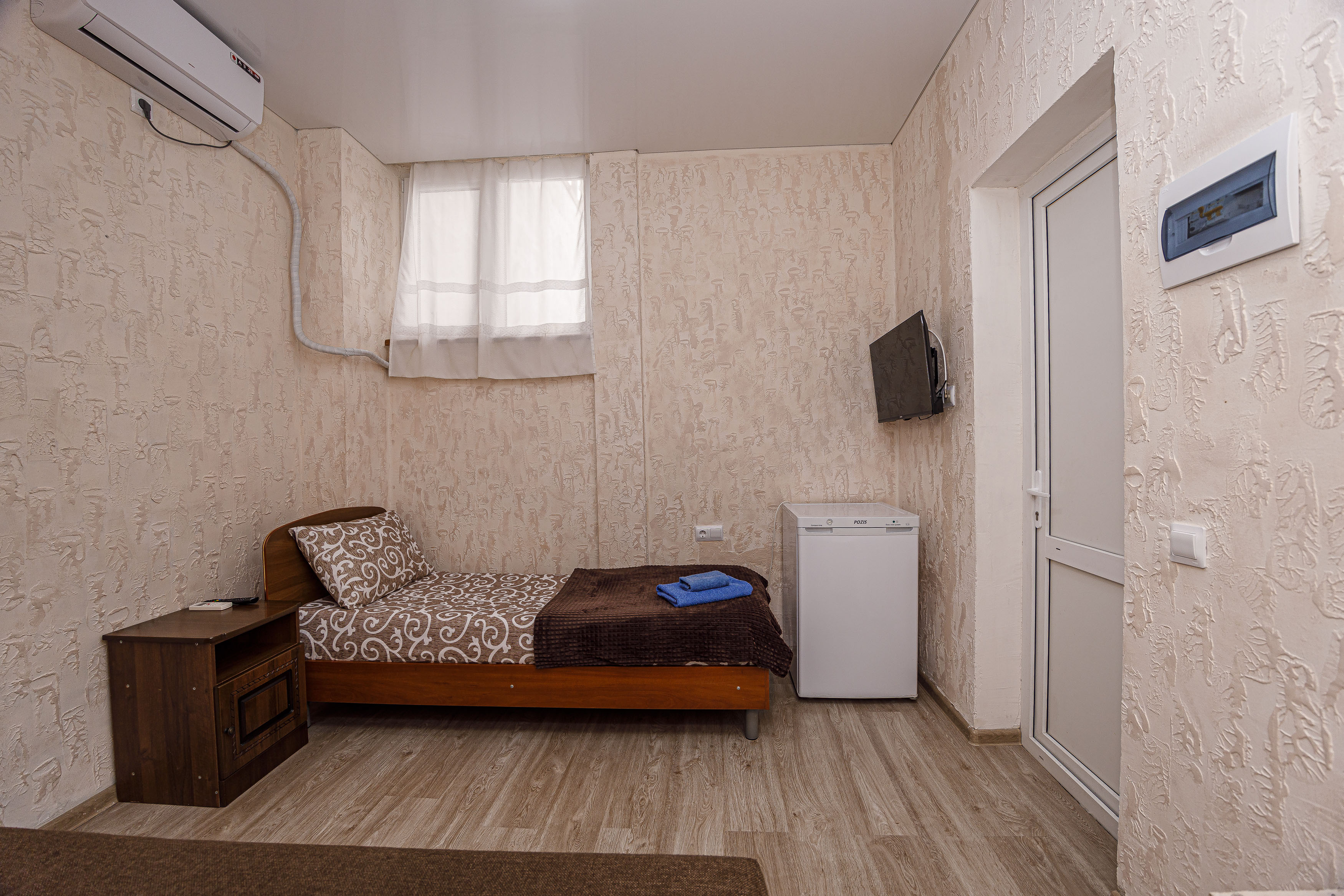 Двухкомнатный номер с балконом (4 - 5 человек)