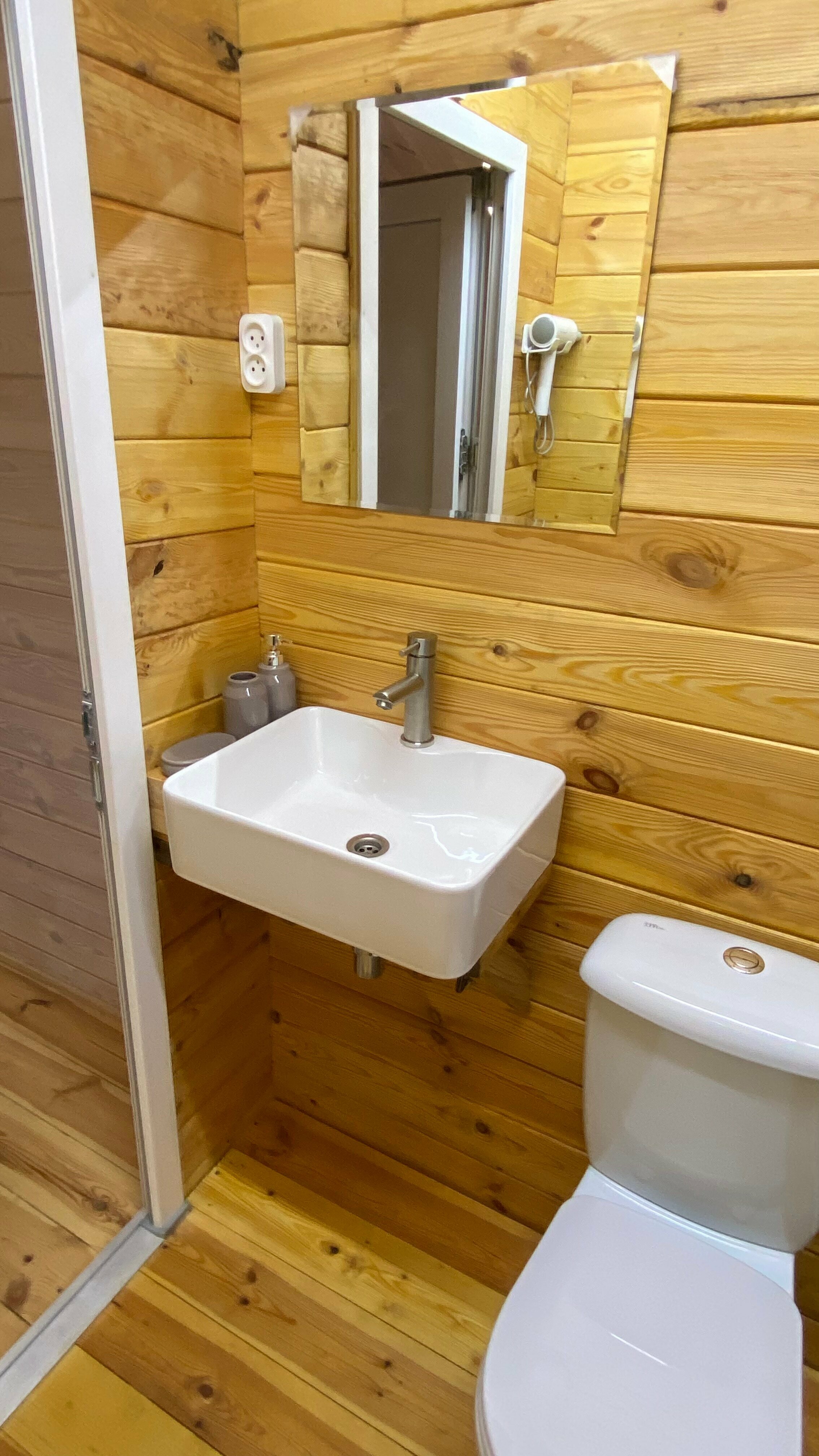 Двухместный номер с 1 кроватью и балконом