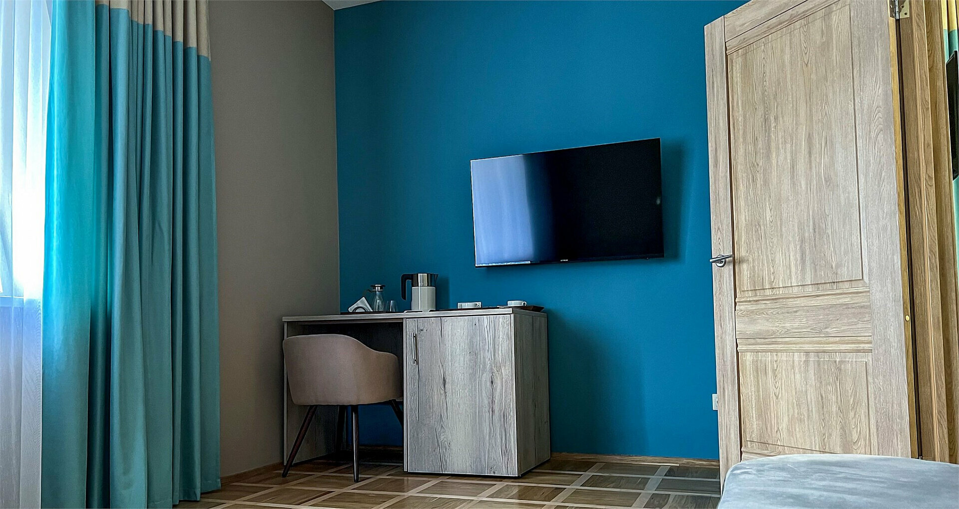 «Люкс» двухместный двухкомнатный 17 корпус