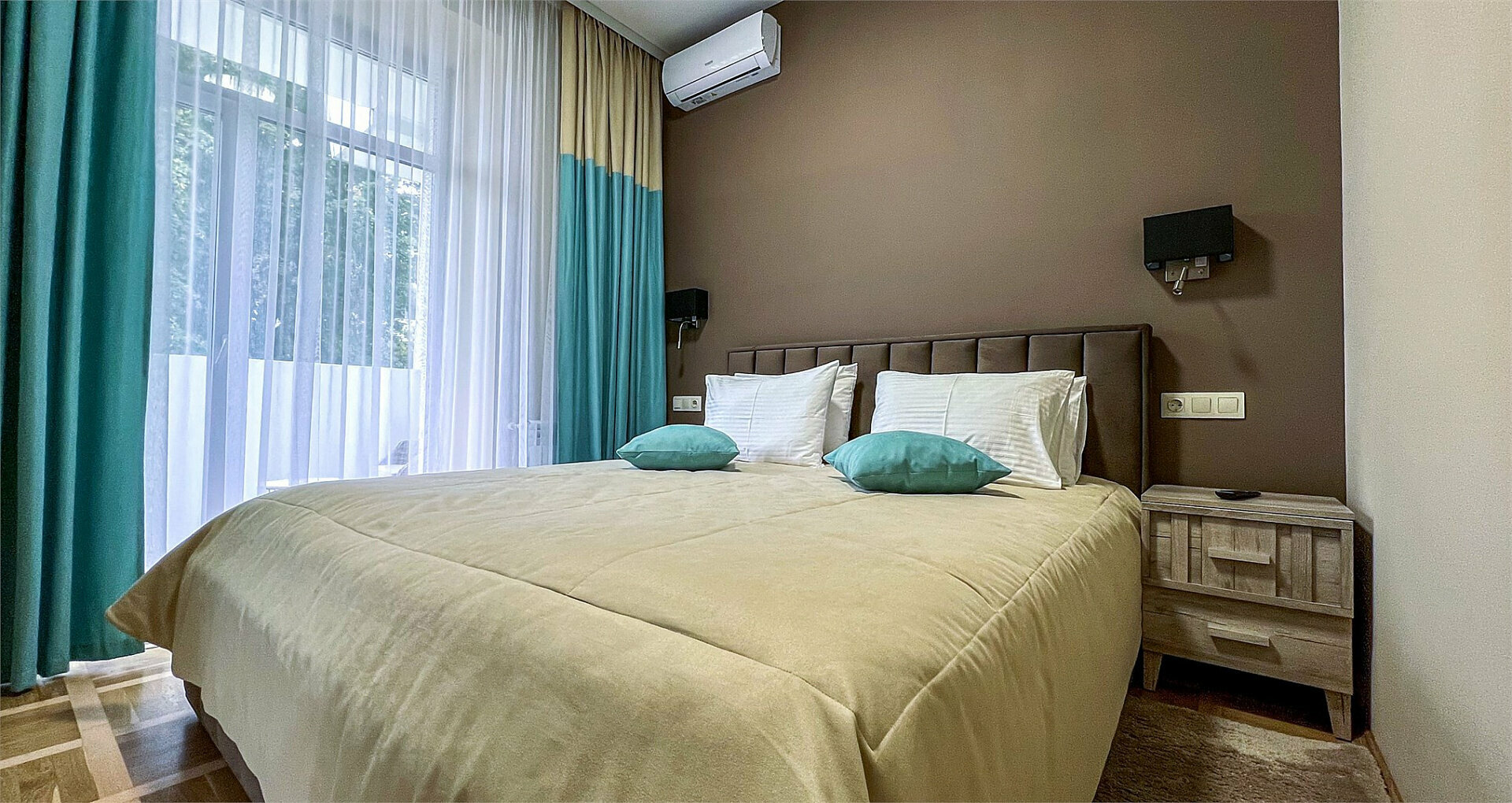 «Люкс» двухместный двухкомнатный 17 корпус