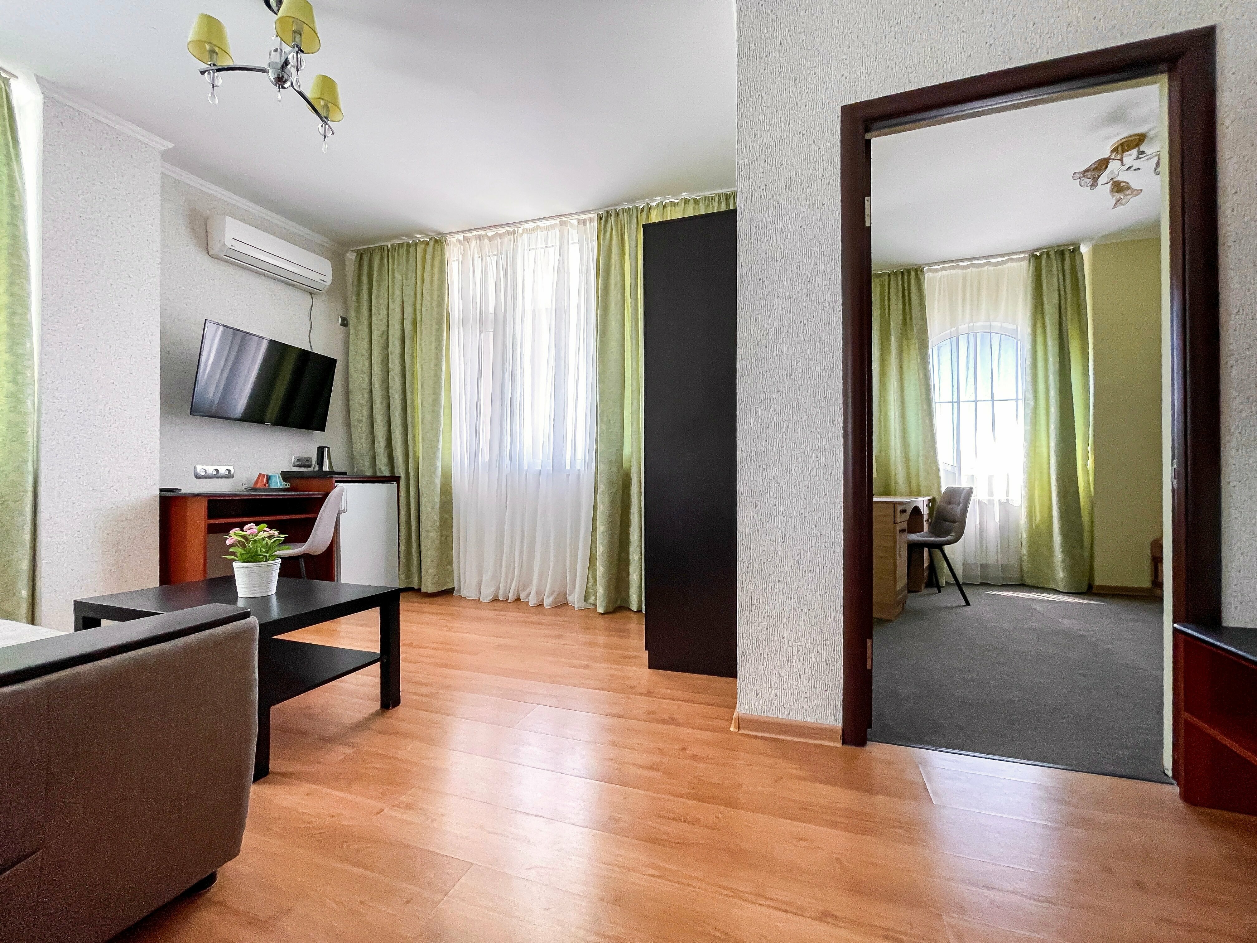 Семейный номер с балконом